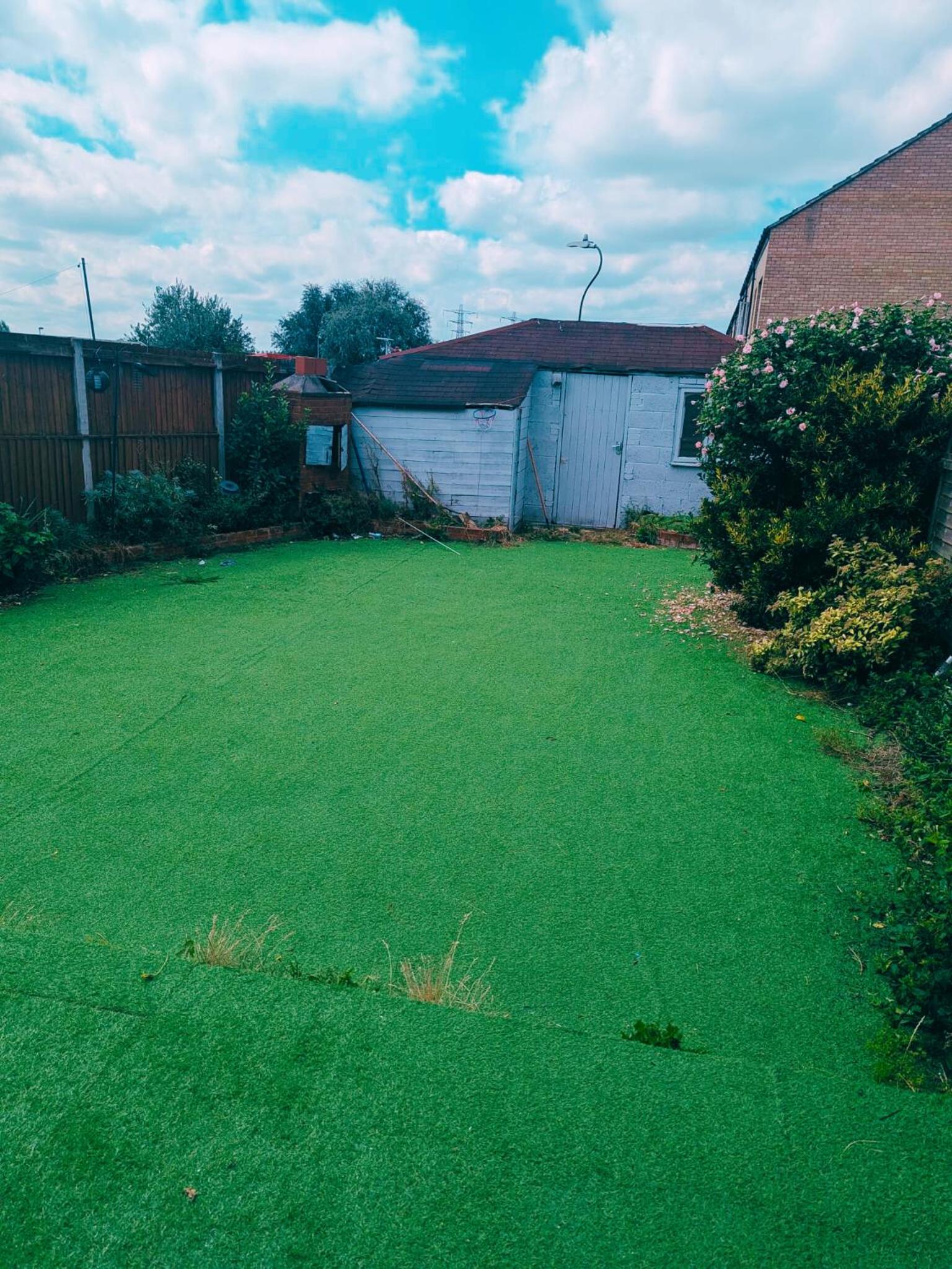6 Bedroom House, Close to London and Bluewater view 2