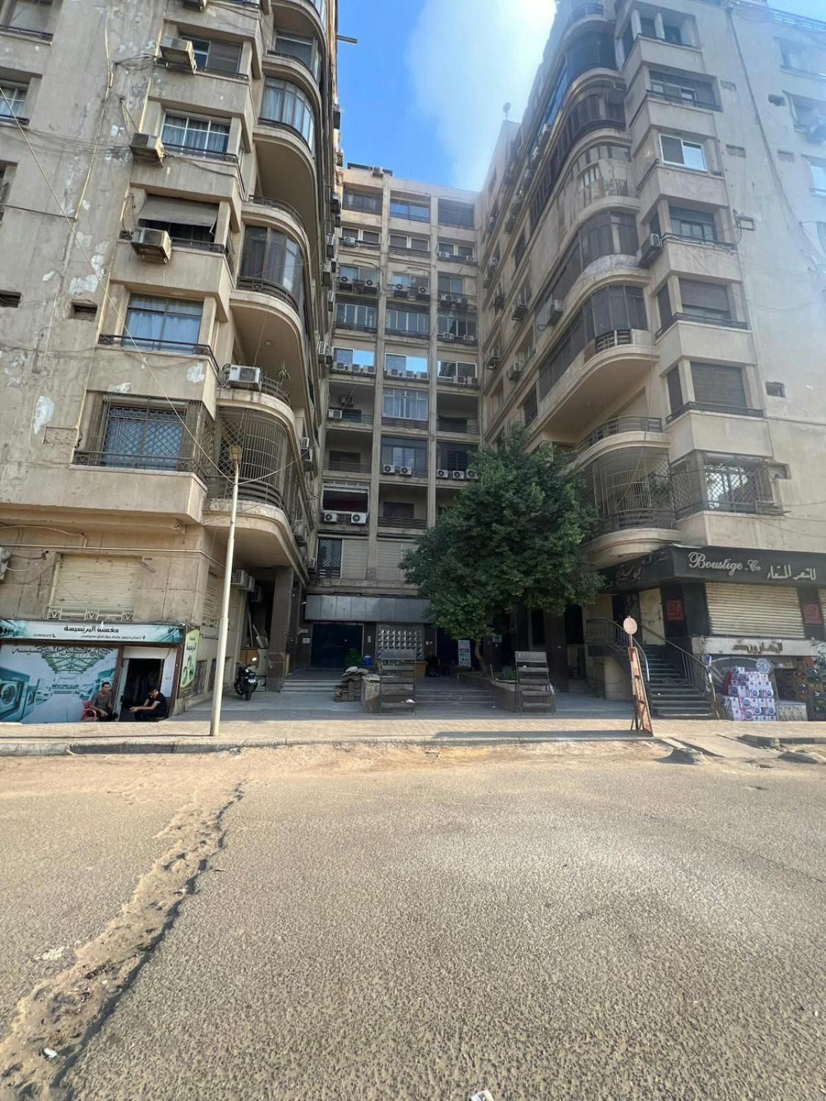 Arabian Downtown in Tahrir beside US embassy AUC