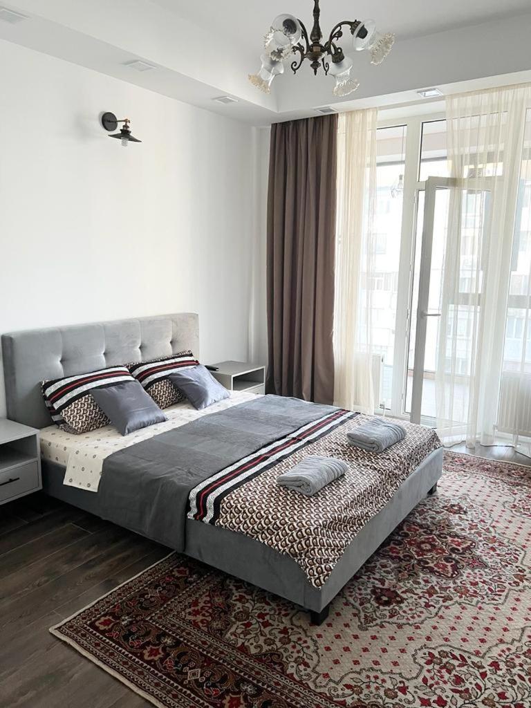 1st apartament tolstoi str
