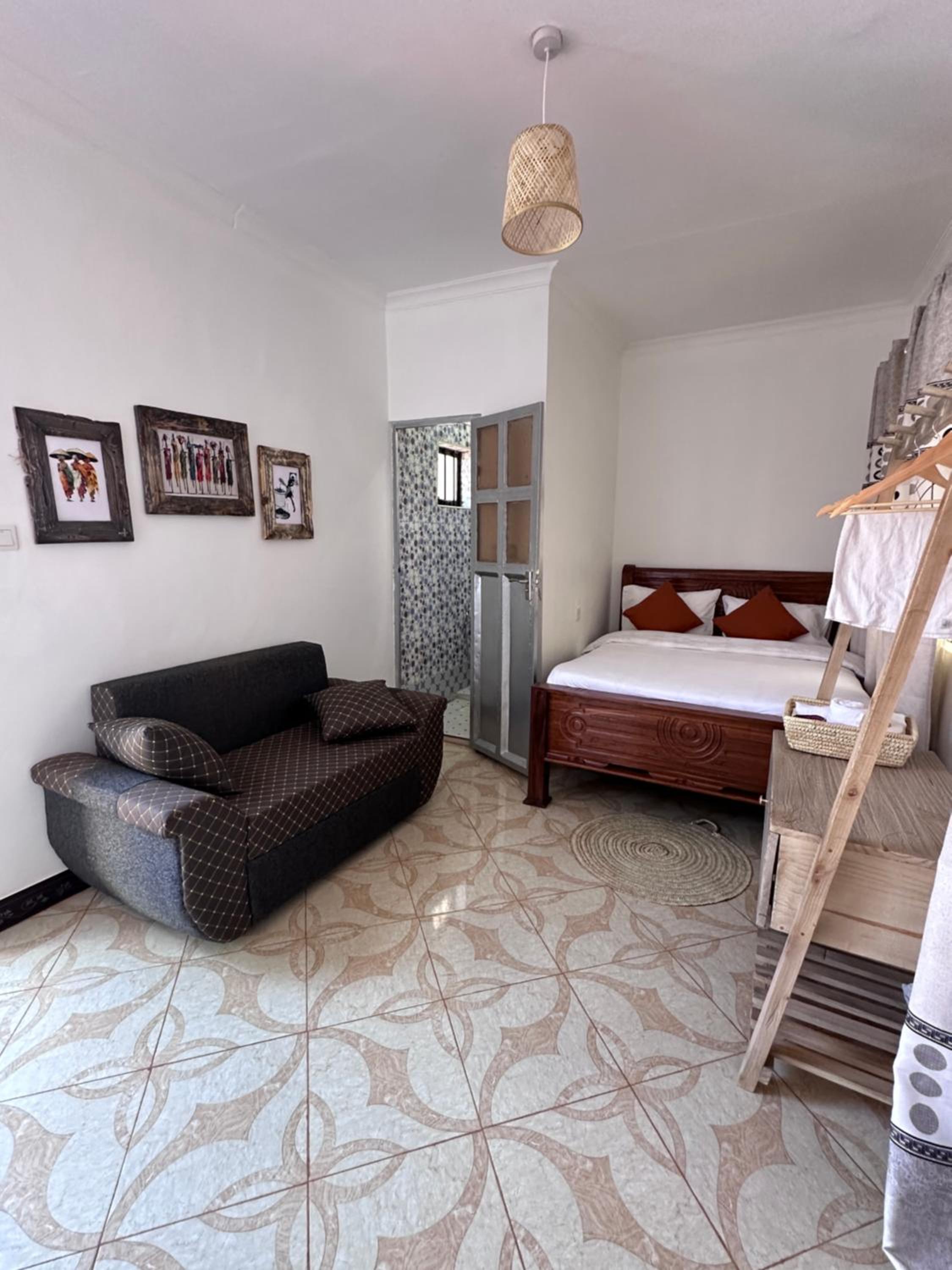 Amora Homestay and Safaris view 4