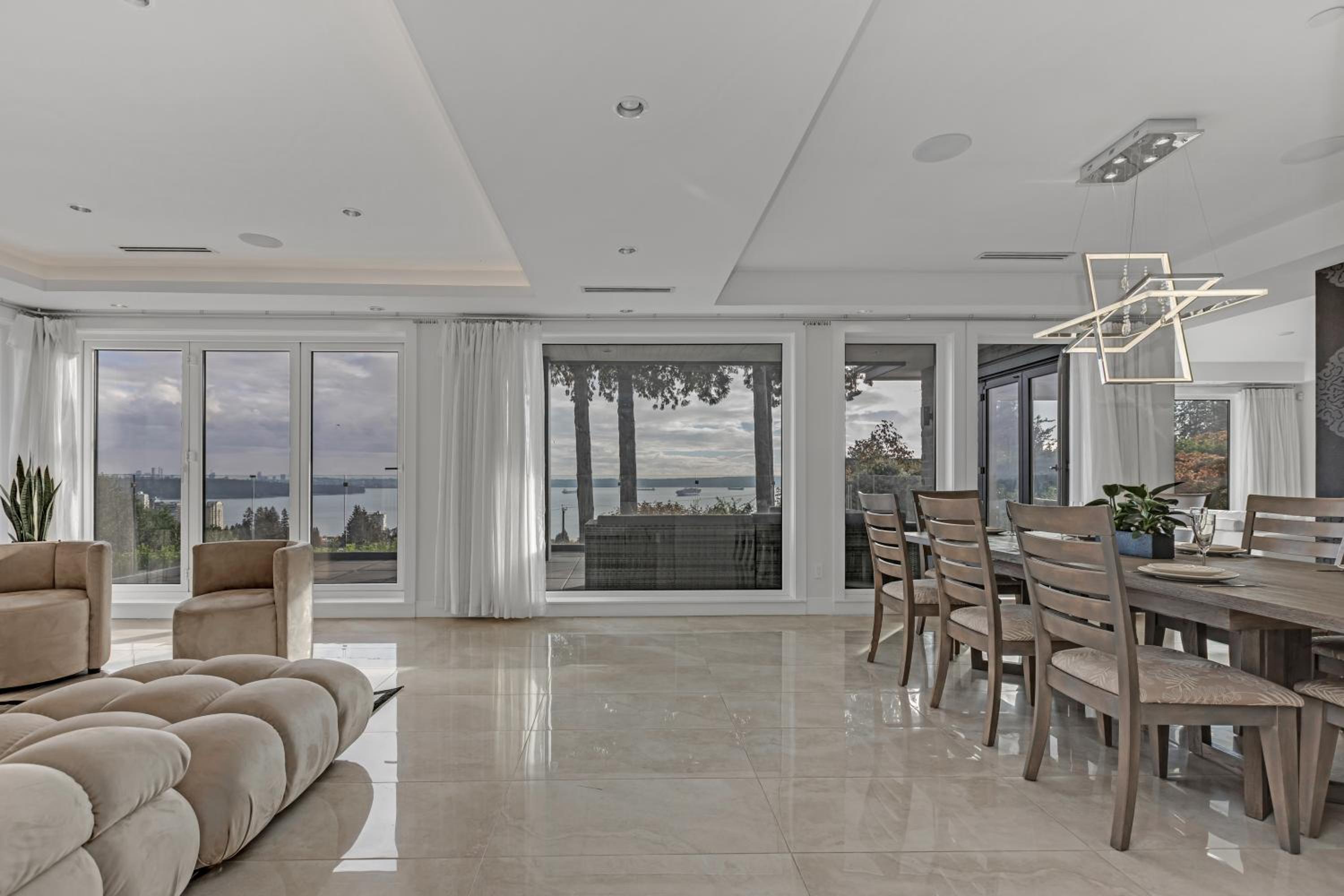 Contemporary Home with Stunning Ocean and City Views