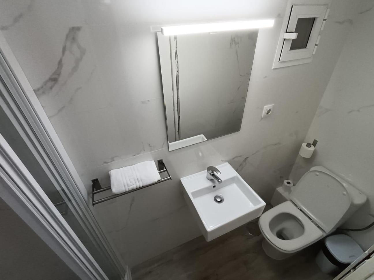 Photo 43