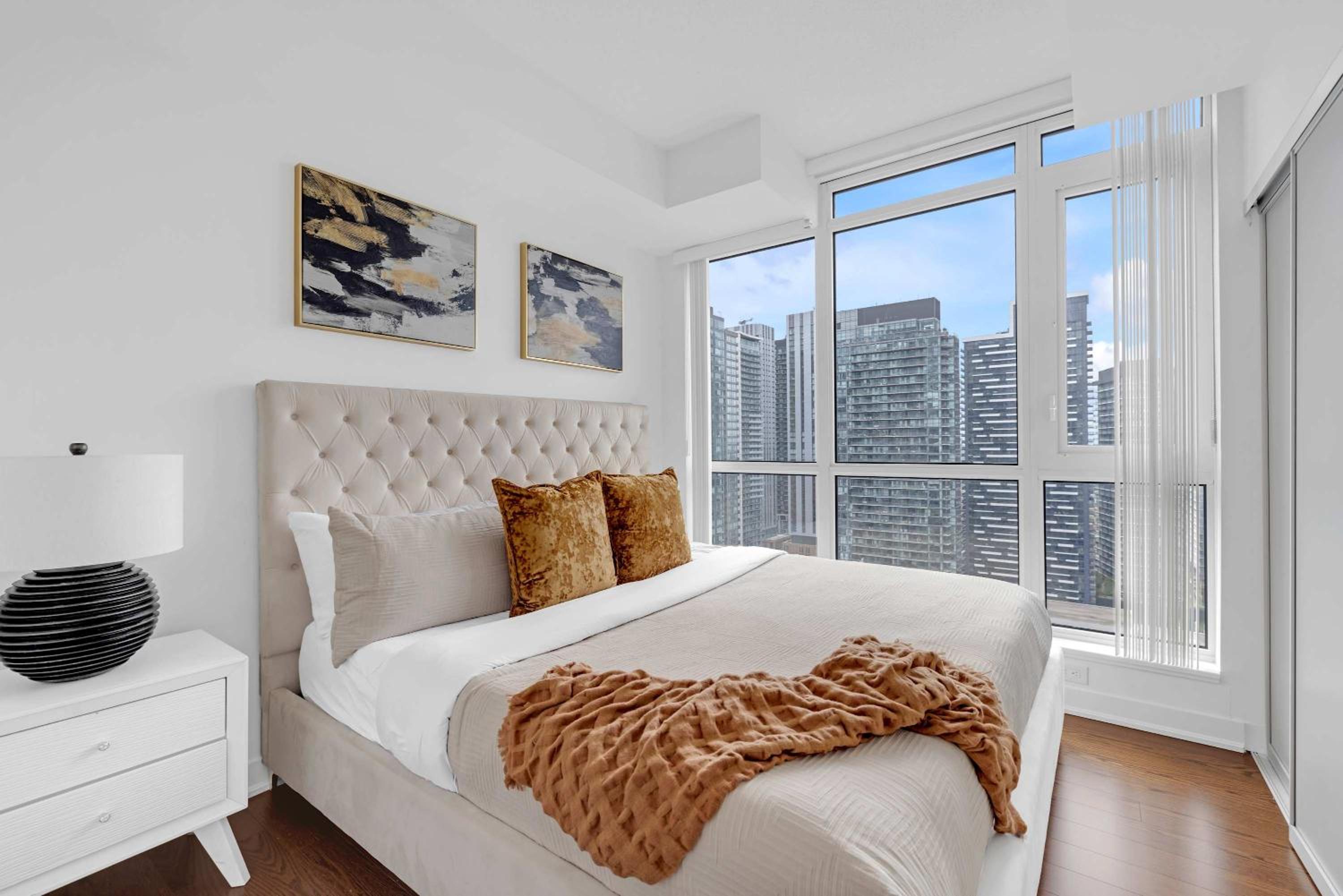 Luxurious 2 BR Condo Great Location