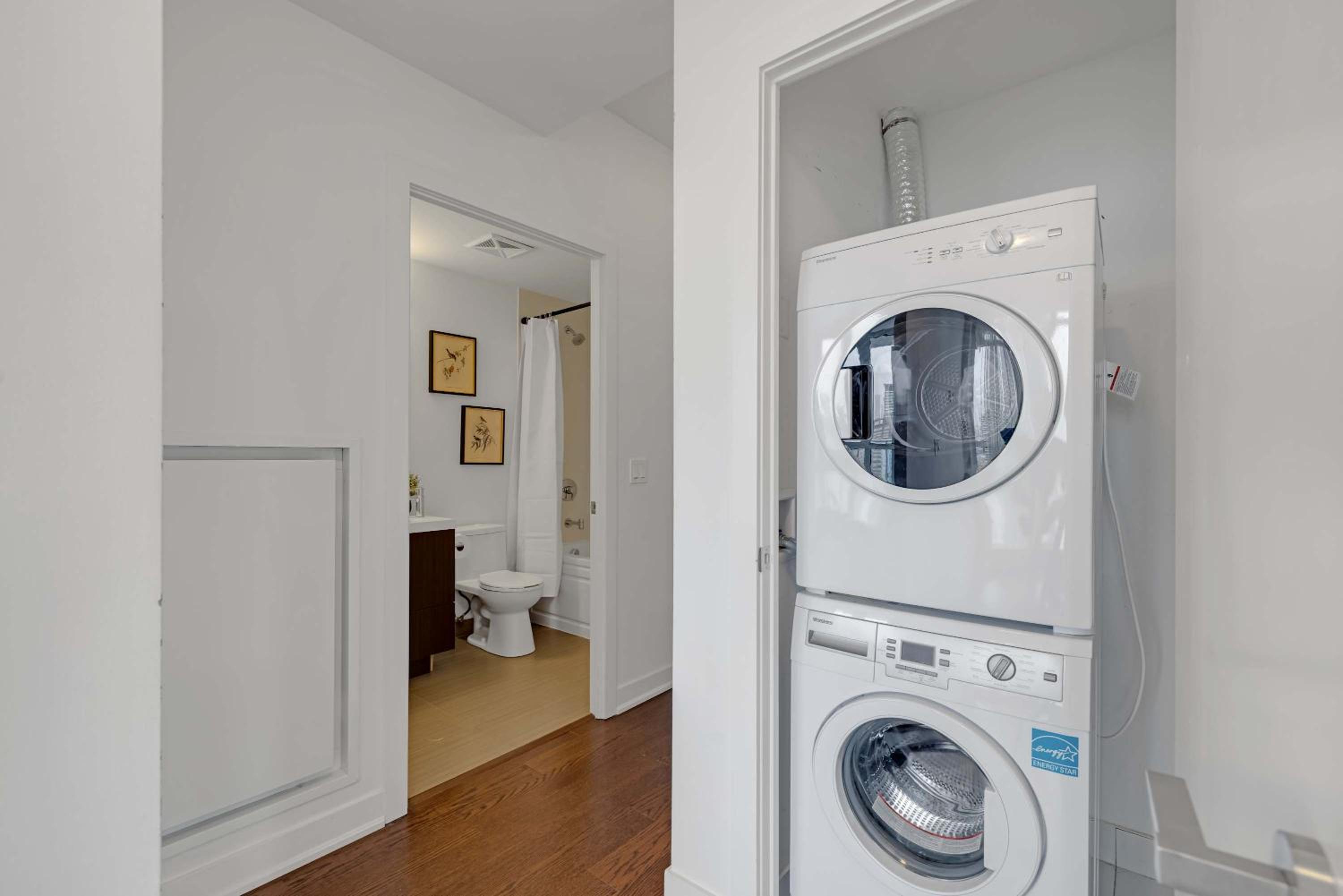 Luxurious 2 BR Condo Great Location