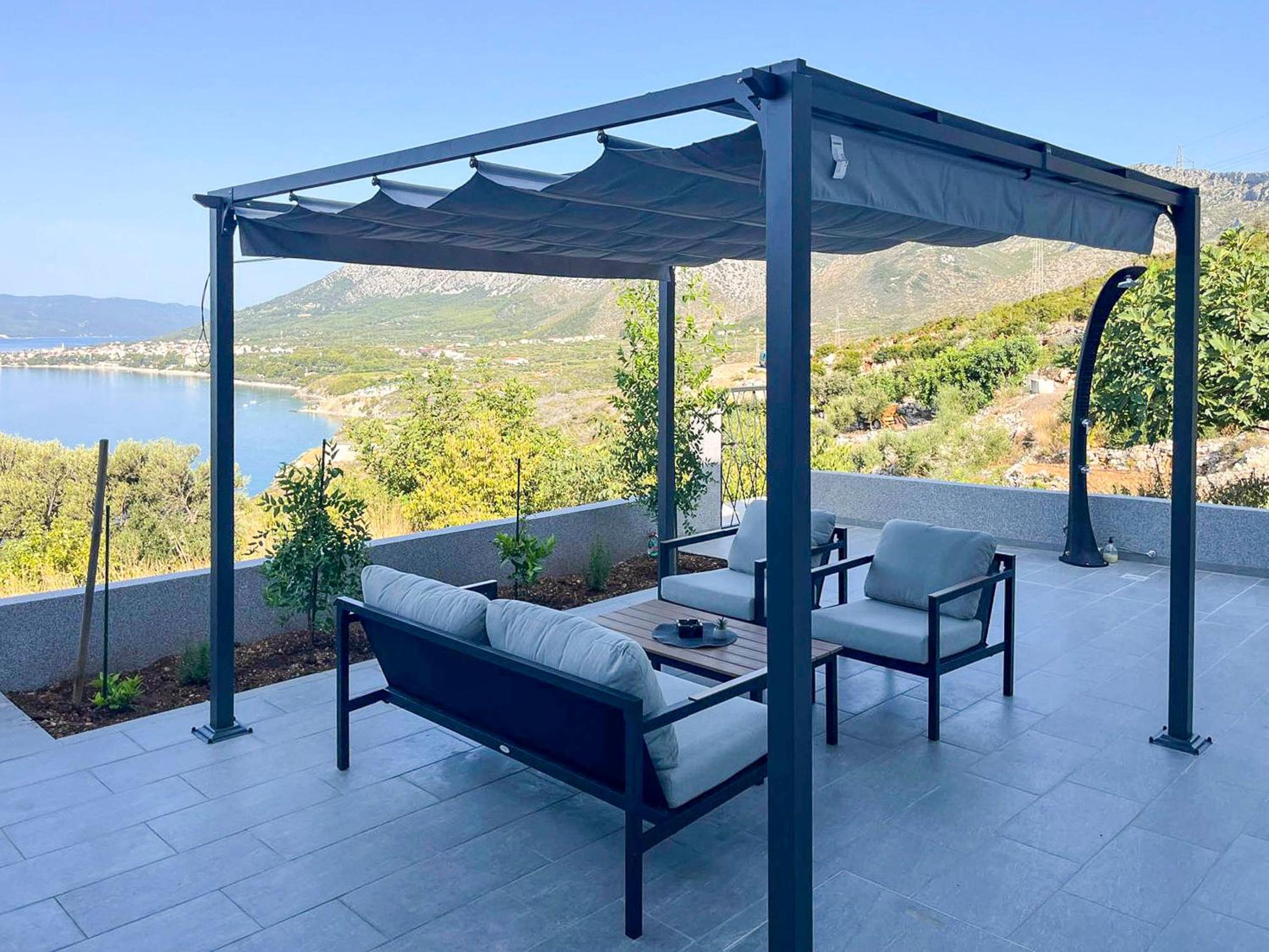 Apartment Maja - Holiday Property Gracin view 2