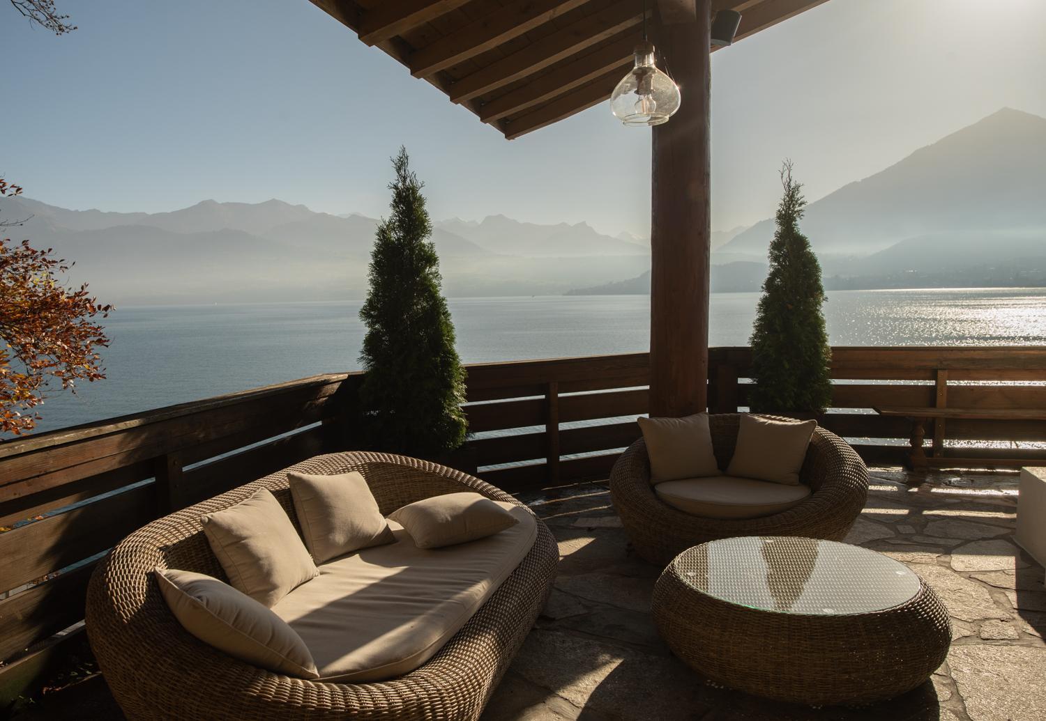 Lakeside Chalet with Panorama View