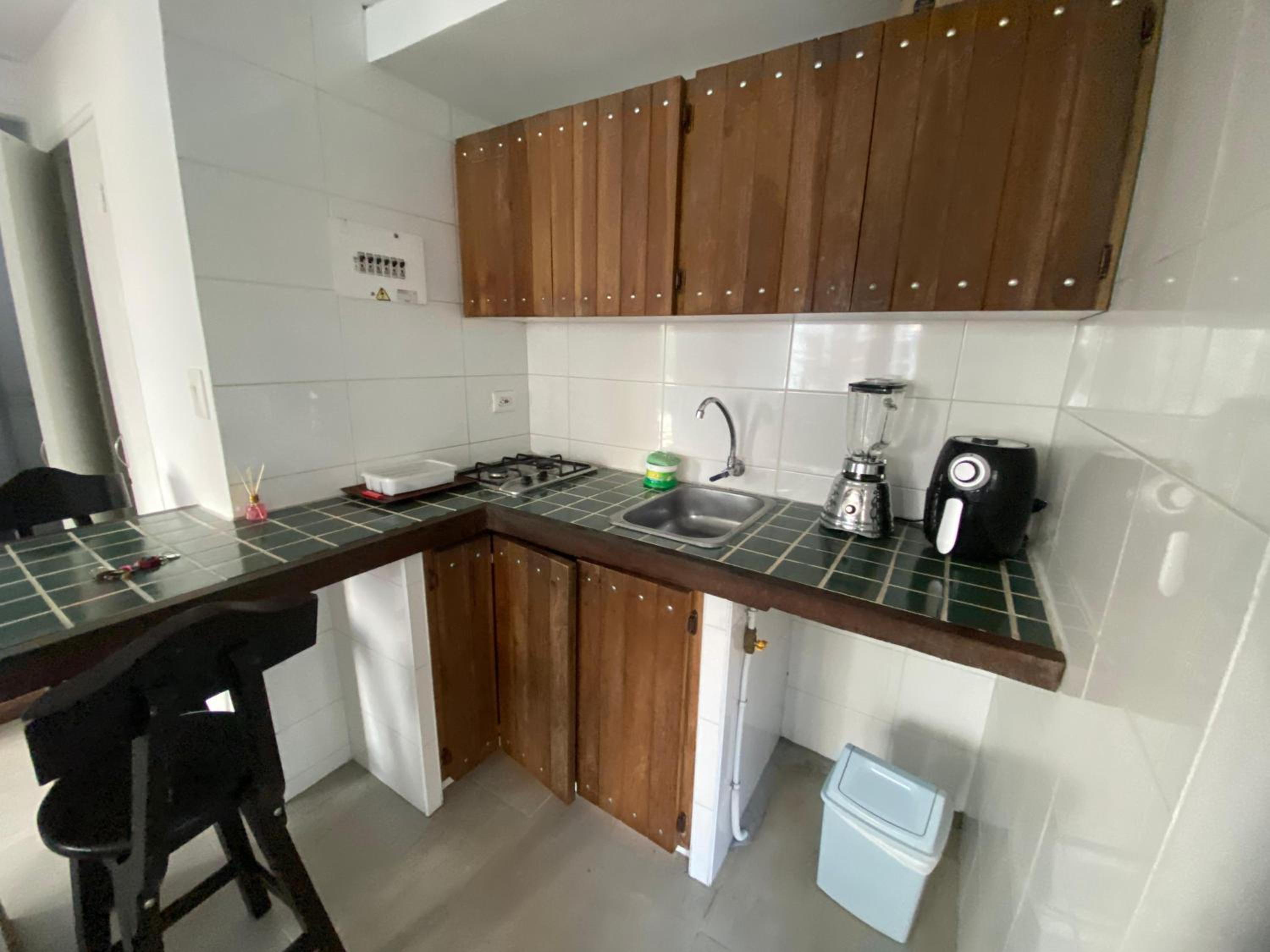 Hermoso apartamento privado en uno de los mejores sectores de la ciudad de Manizales, totalmente equipado y lo mejor de todo CENTRAL A ZONAS DE INTERES