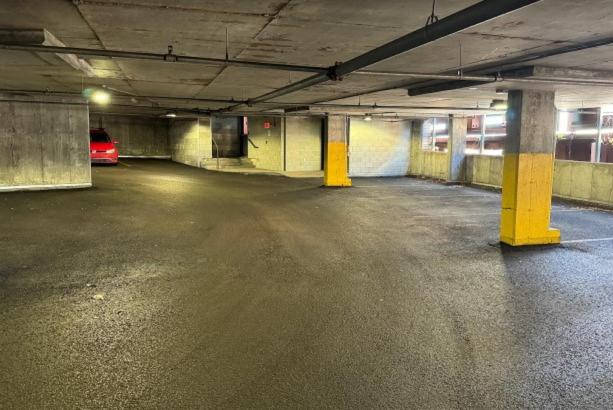 Saphir, Spacious 2-bedroom apartment, City center, Free parking