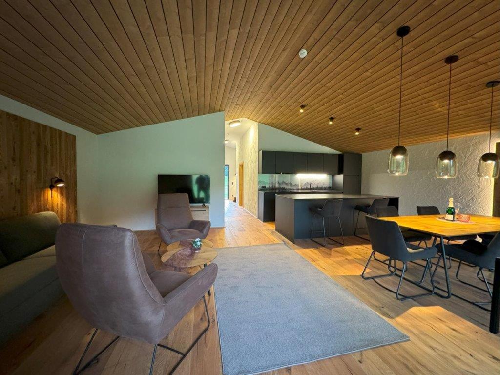 Panorama Chalets Pitz Alpin