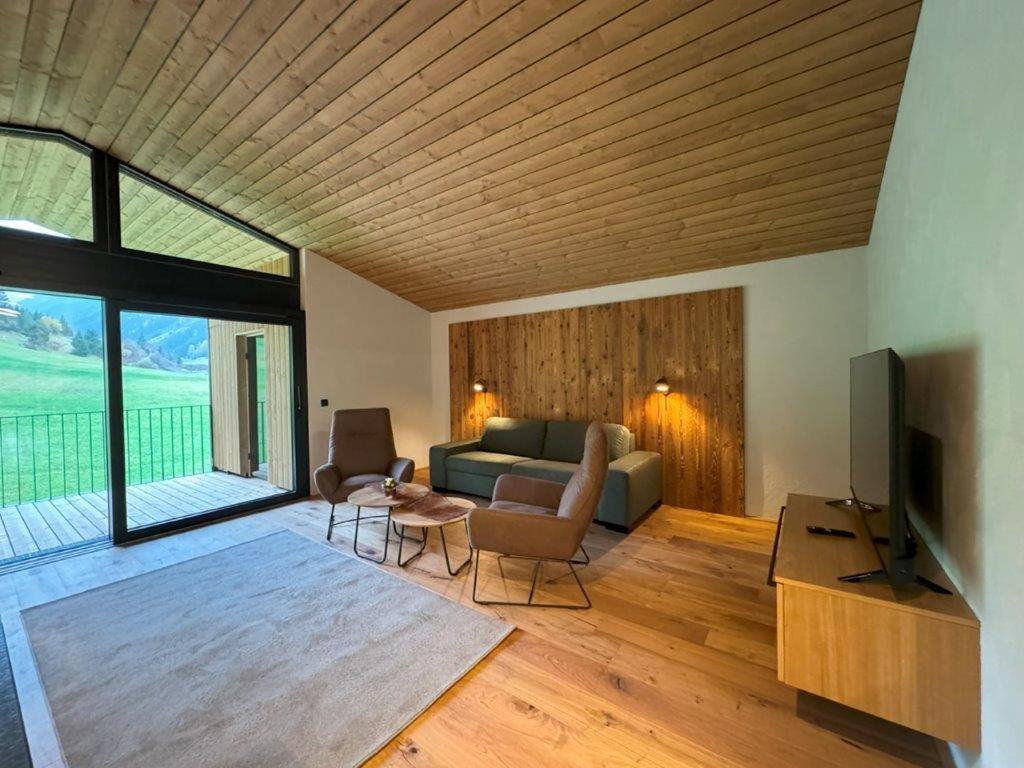 Panorama Chalets Pitz Alpin
