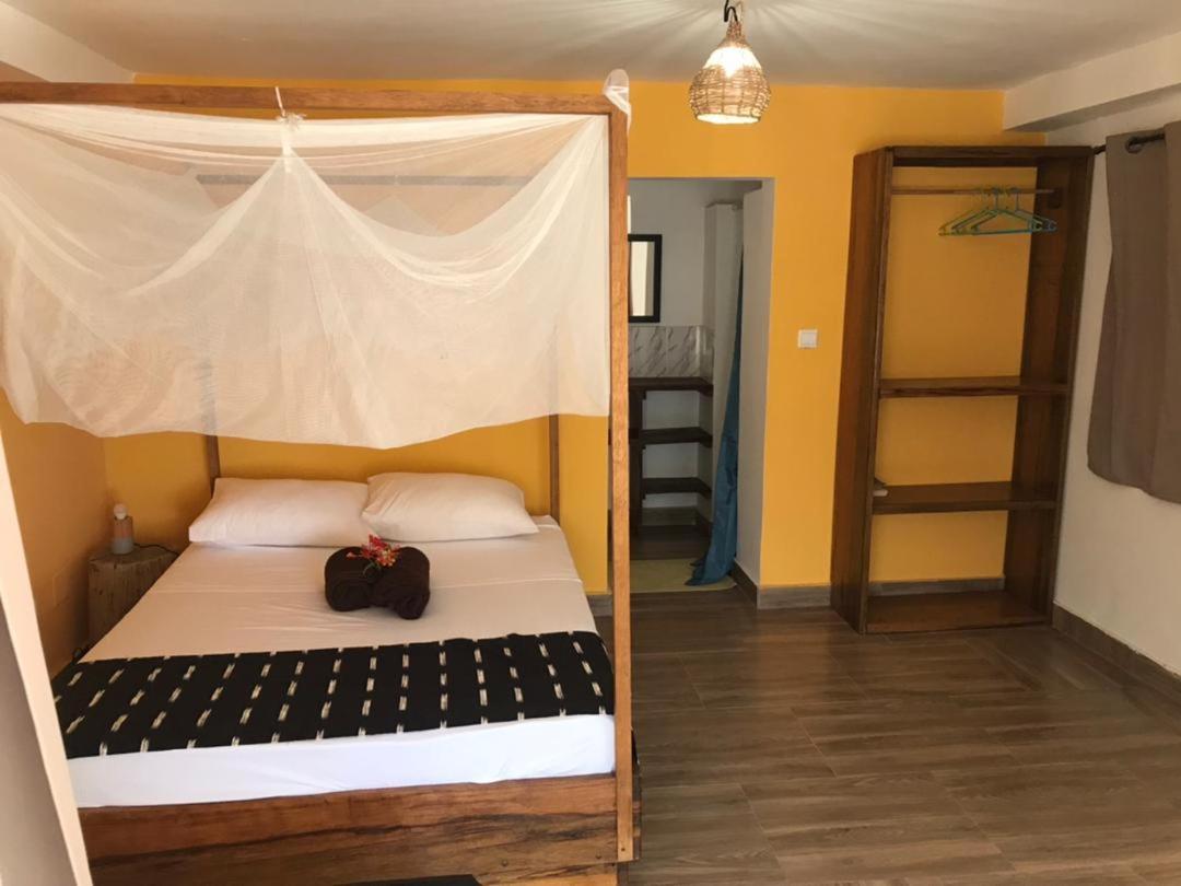 Chambre double vue mer Le Bouye