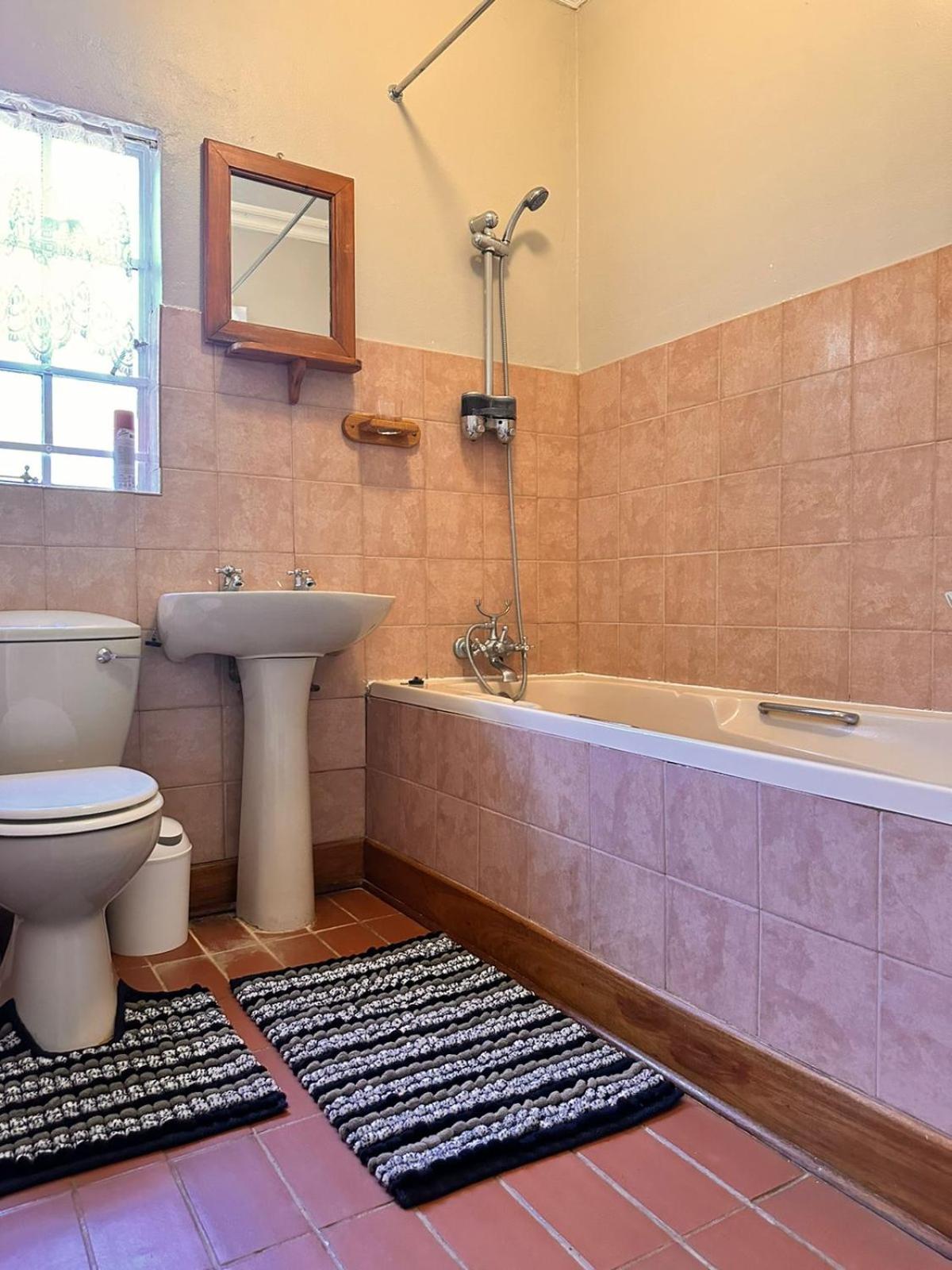 Farm stay at Fennel Cottage on Haldon Estate