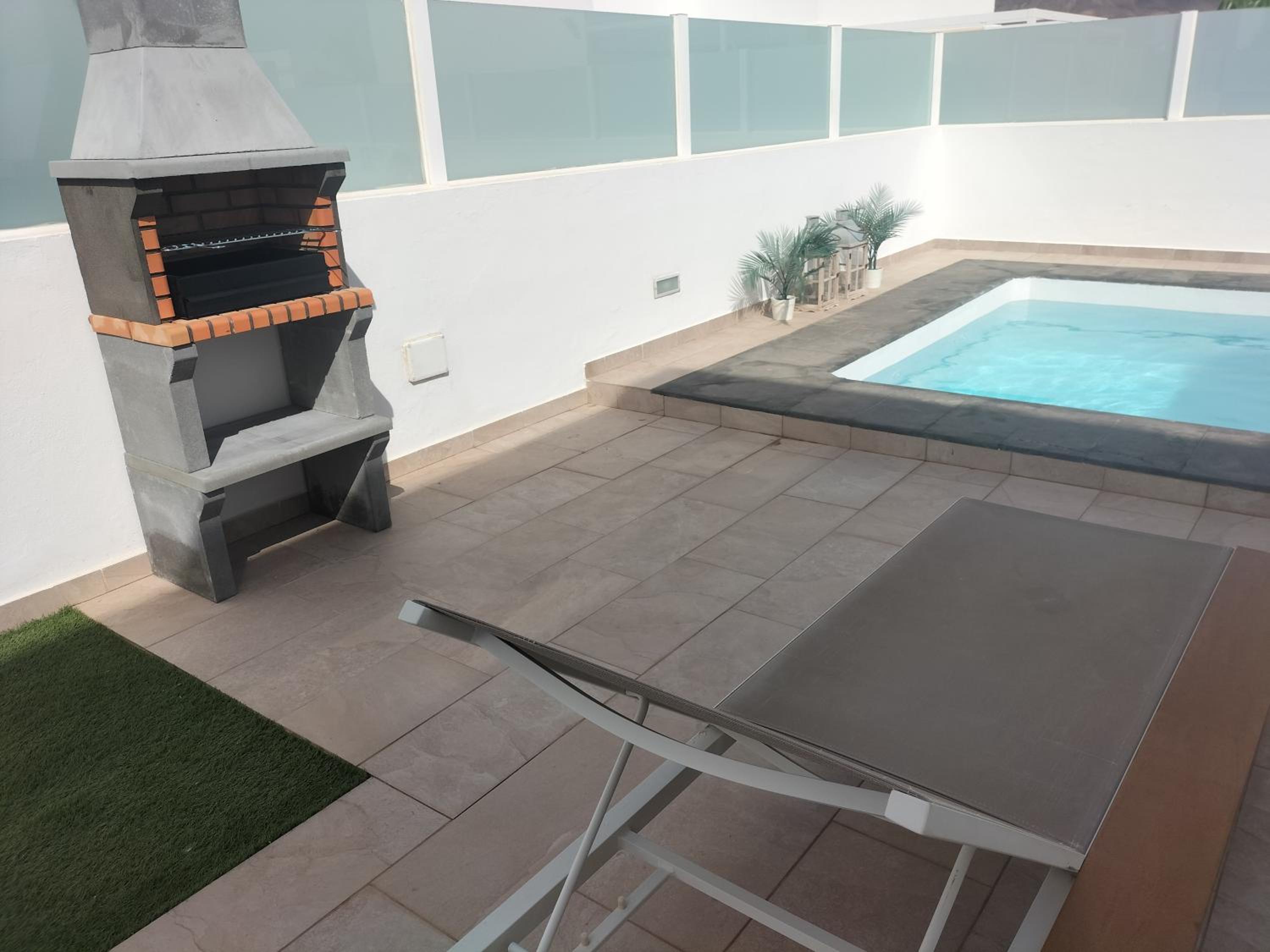 LUXURY RUBICON Jacuzzi y Piscina