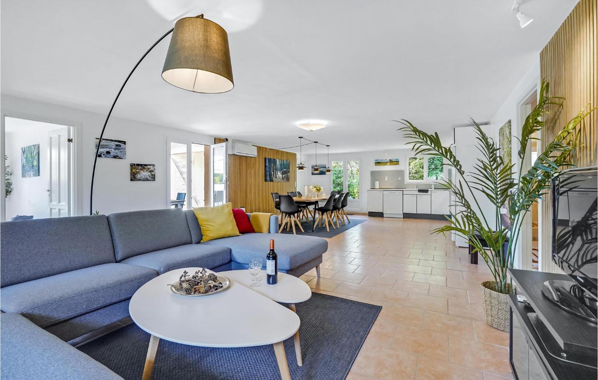 Nice Home In Rørvig With Kitchen