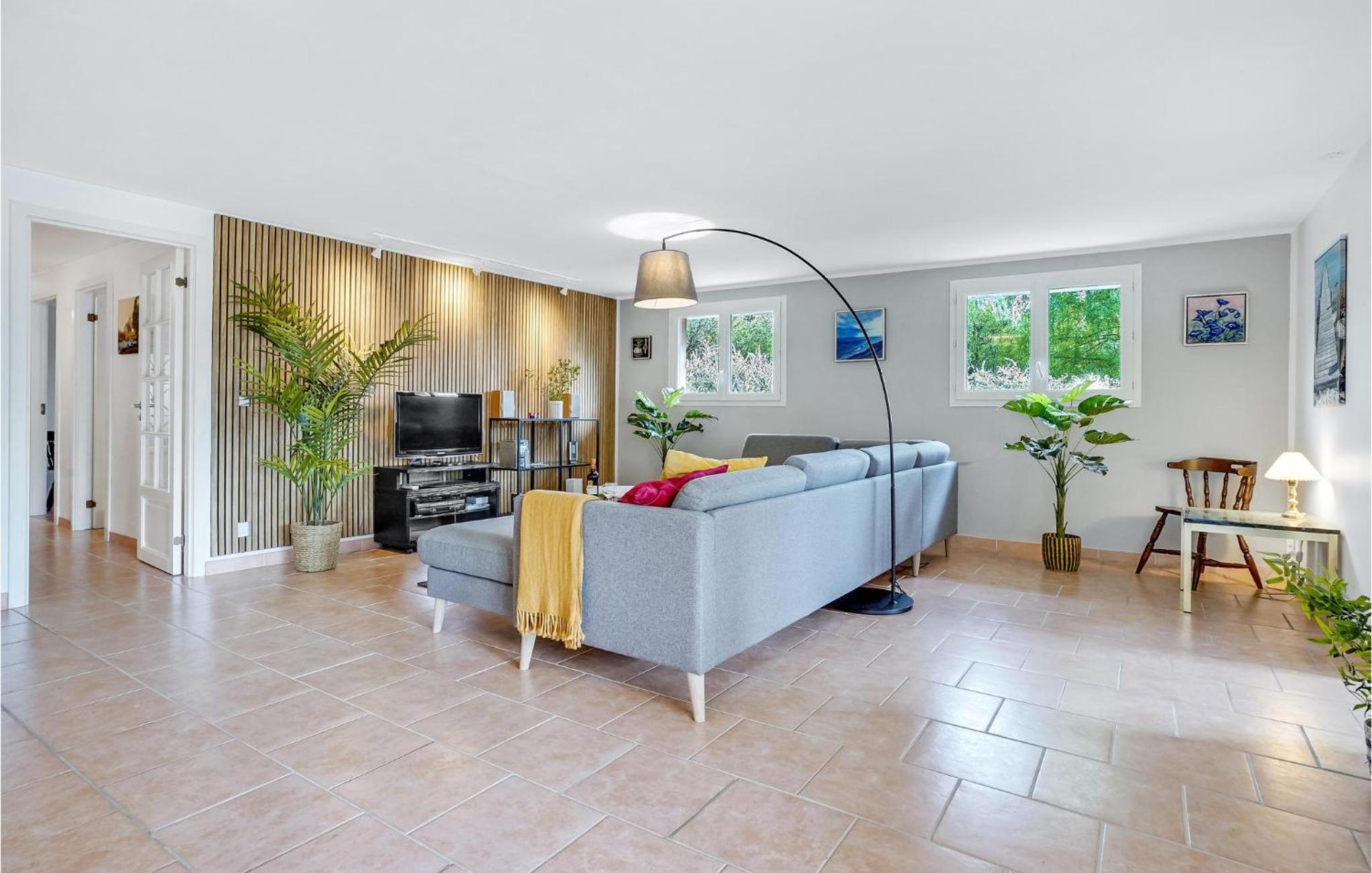 Nice Home In Rørvig With Kitchen