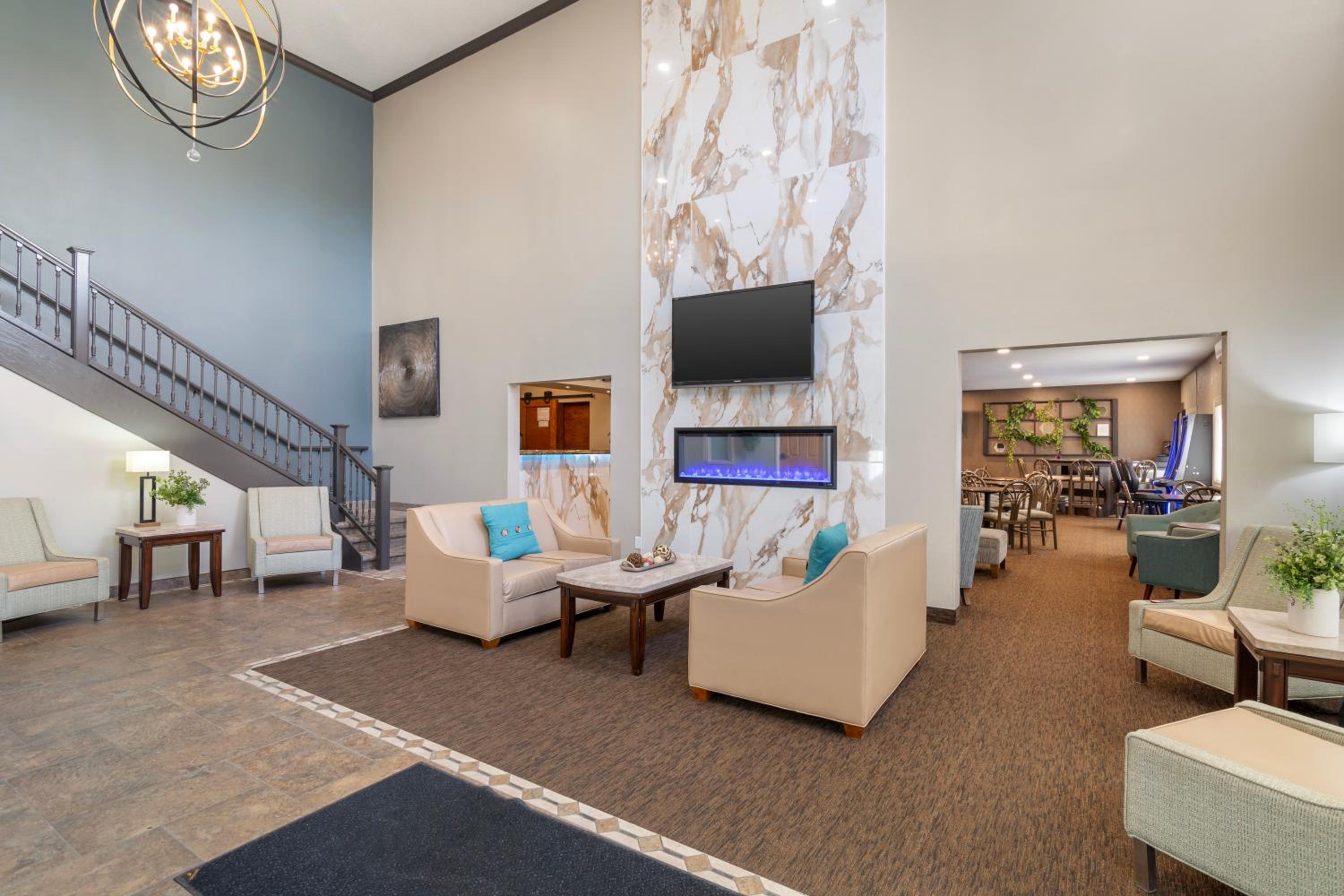 Bismarck Vacations - EverSpring Suites - Property Image 5