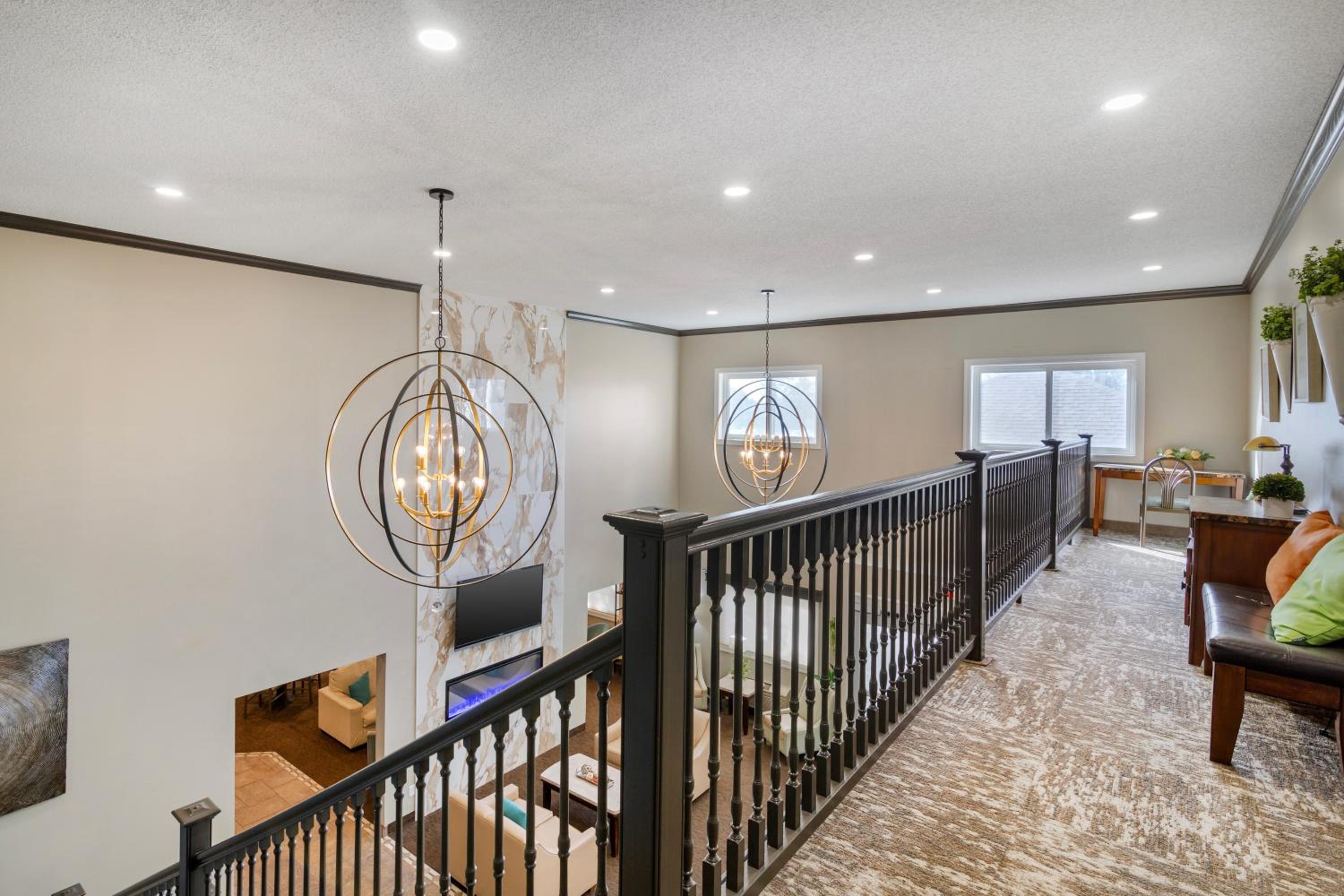 Bismarck Vacations - EverSpring Suites - Property Image 11