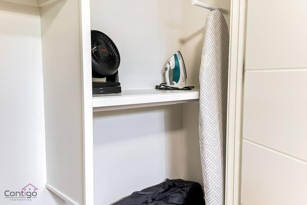 The Sanctuary Suite, Near Rogers & WEM, WiFi!