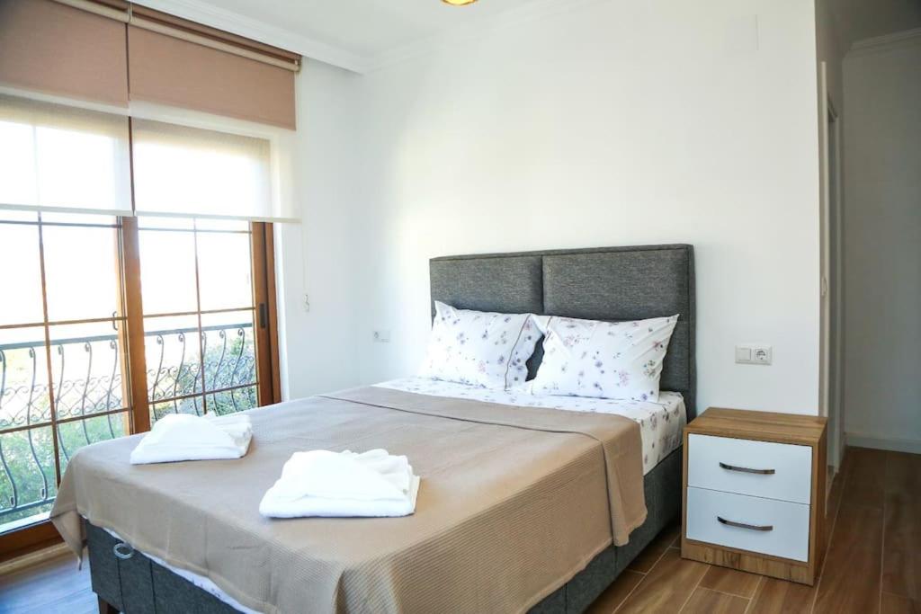 Dalyan Villa SteelPen
