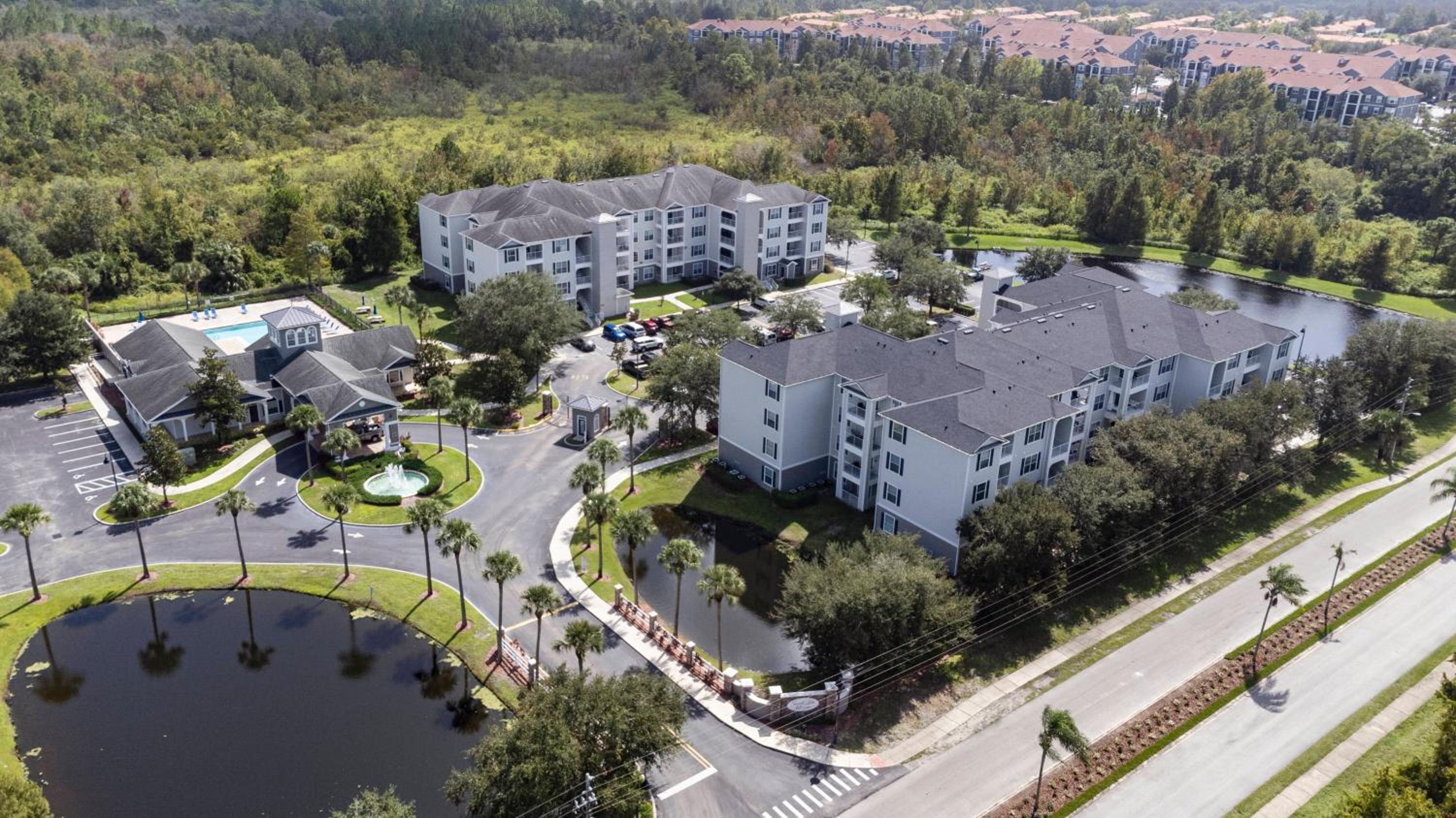Amazing Apartment 3Brdm - 5 miles from Disney view 5