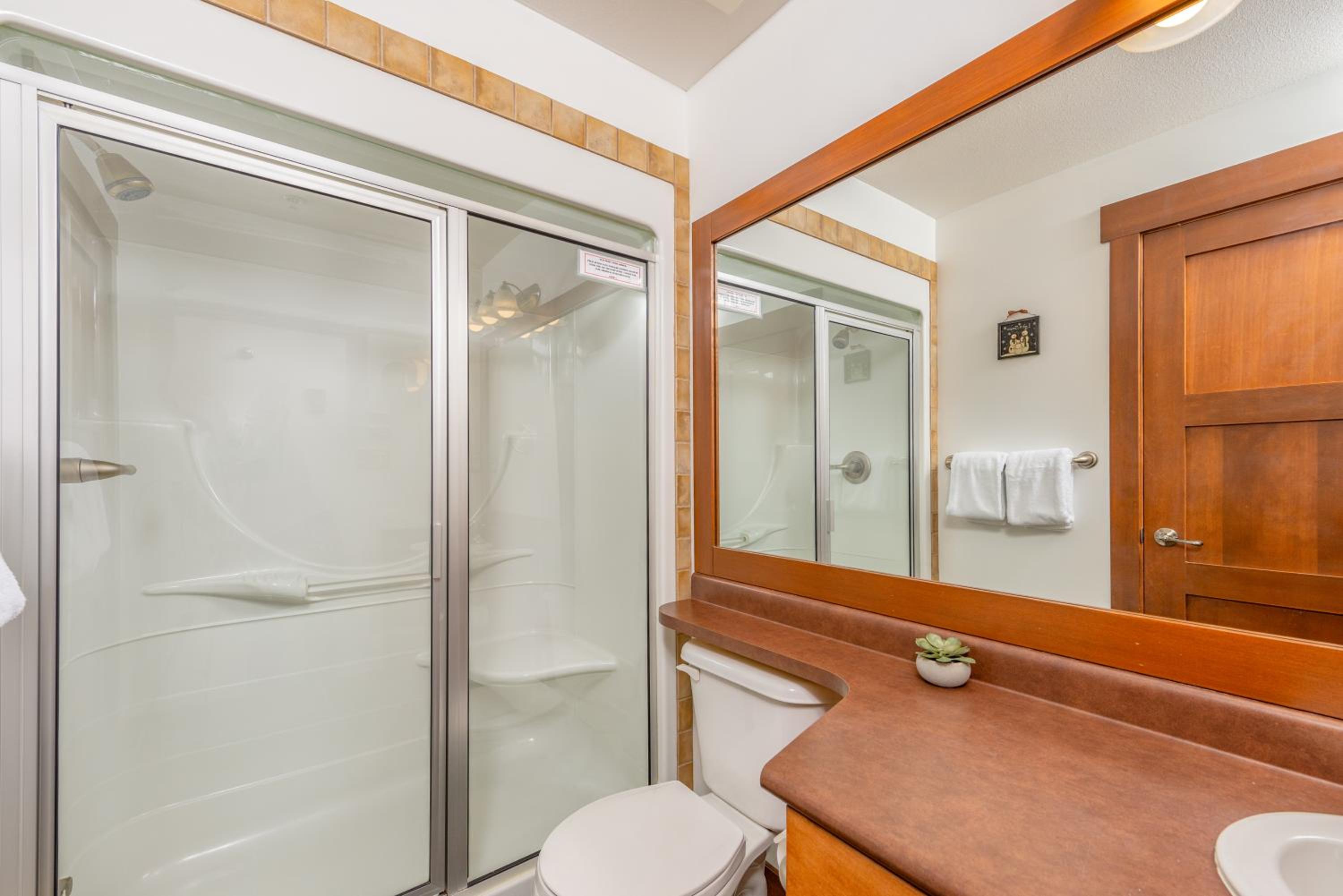 Stonegate Resort Unit A103
