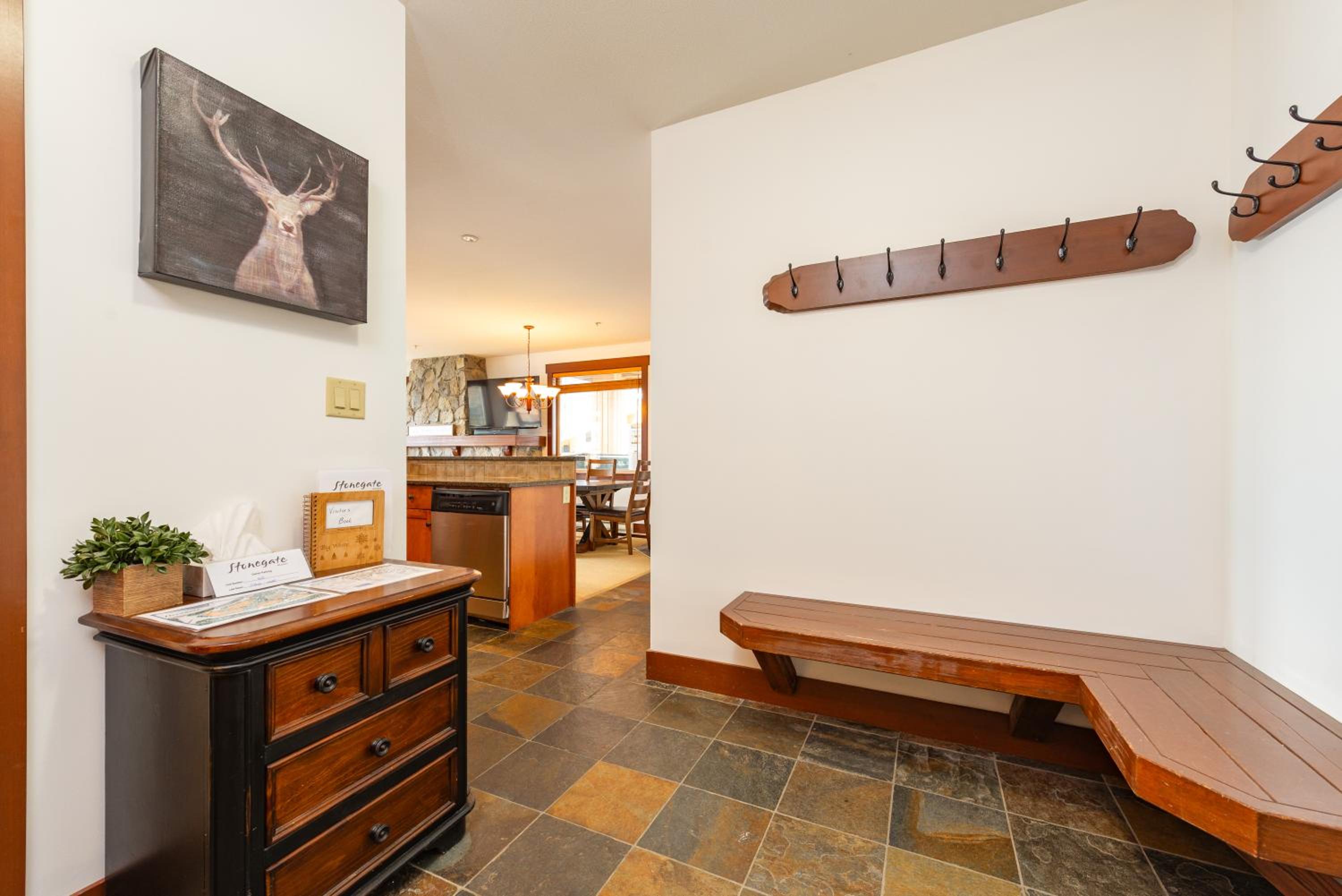 Stonegate Resort Unit A103