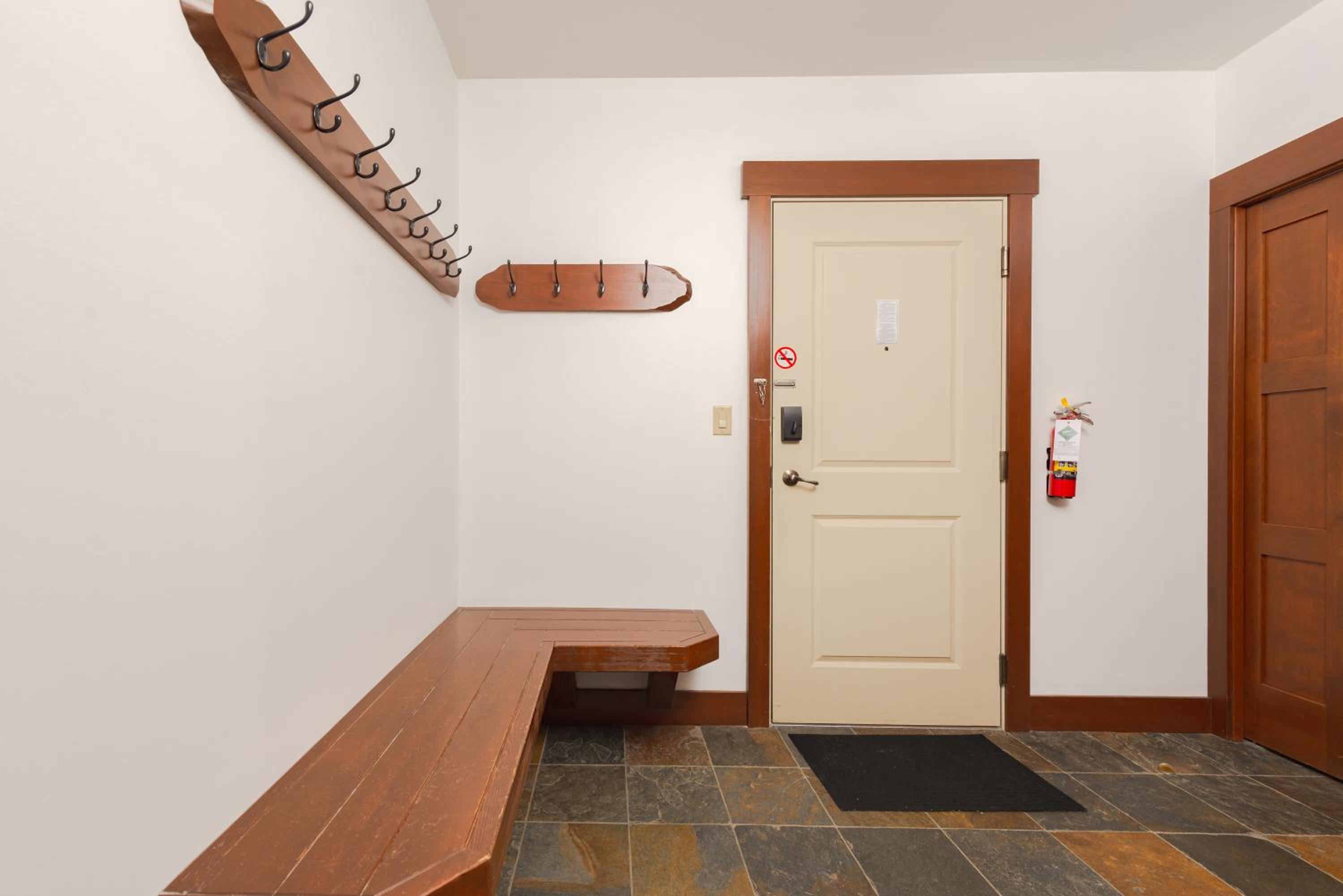 Stonegate Resort Unit A103