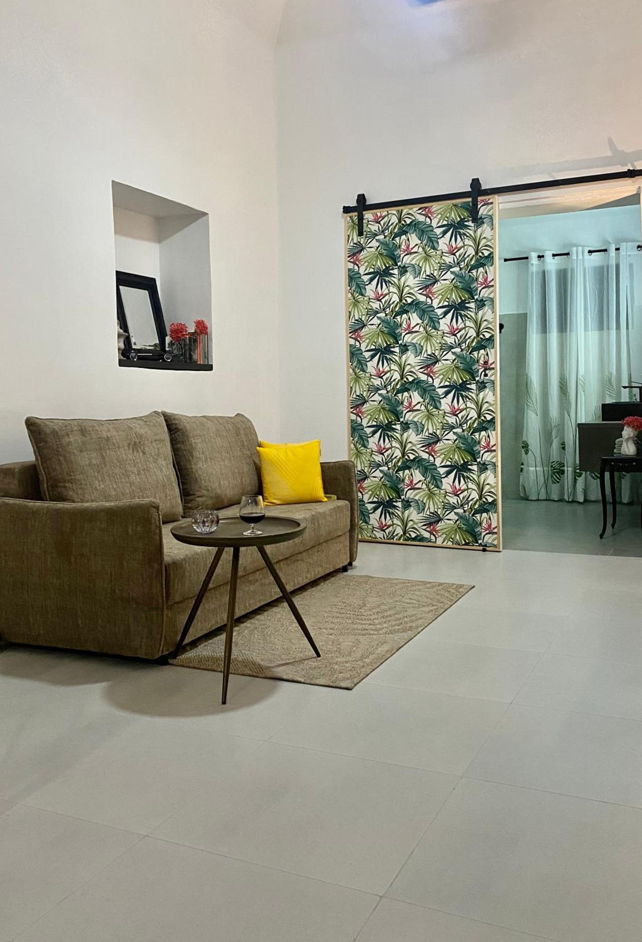The Palm II City Loft Apartment
