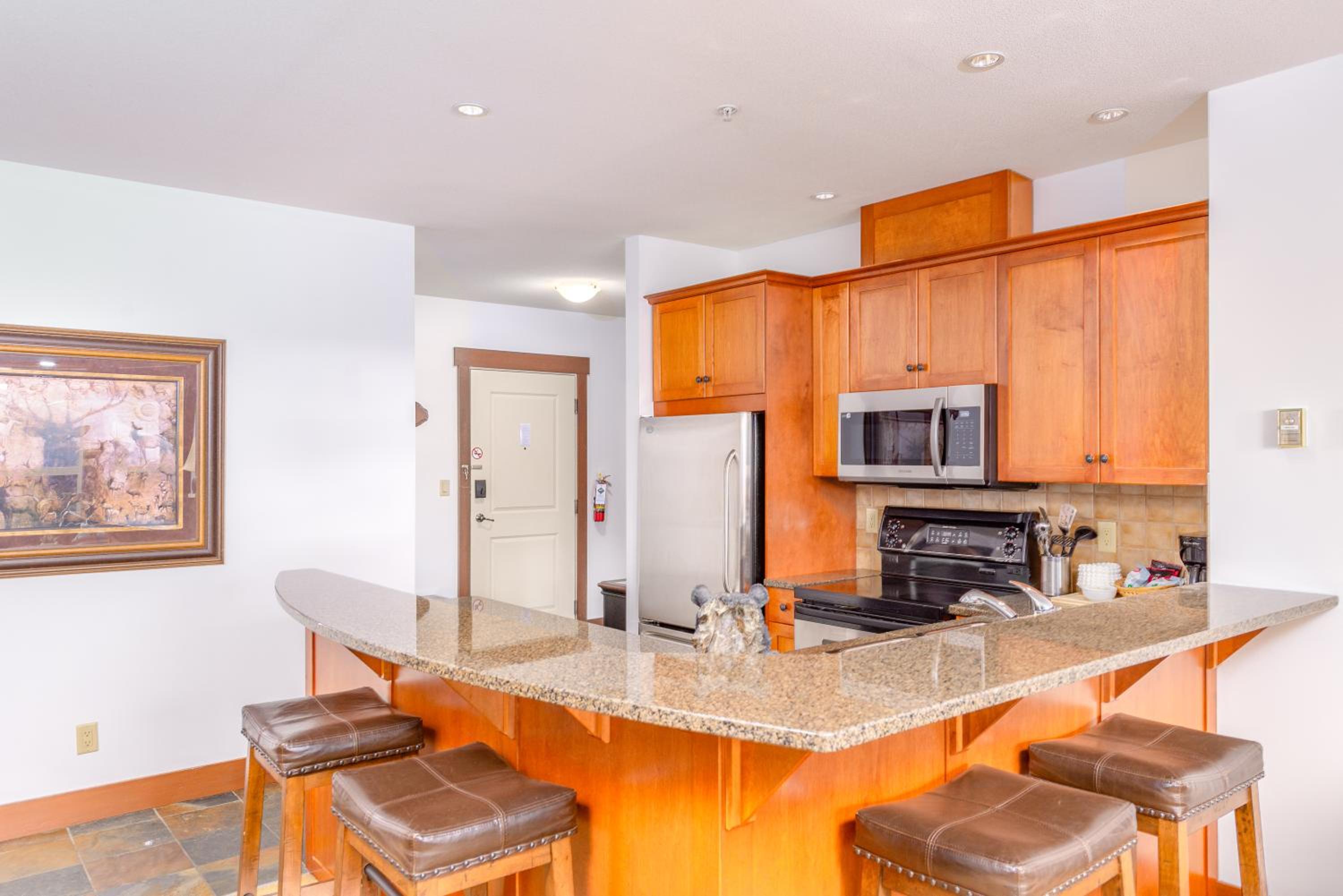 Stonegate Resort Unit A103