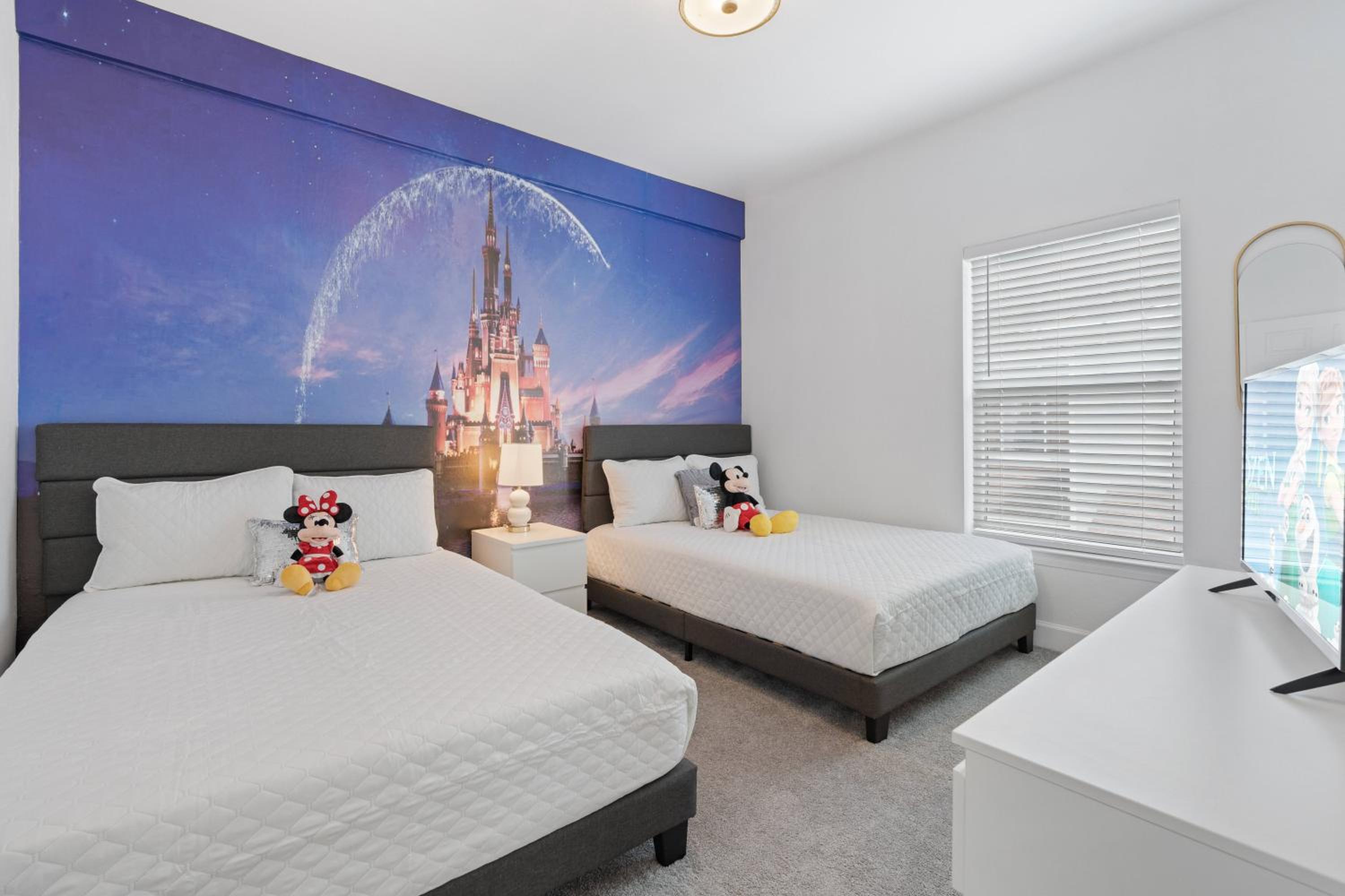 Cozy 4Bedrooms At Lucaya- 7 miles from Disney view 4