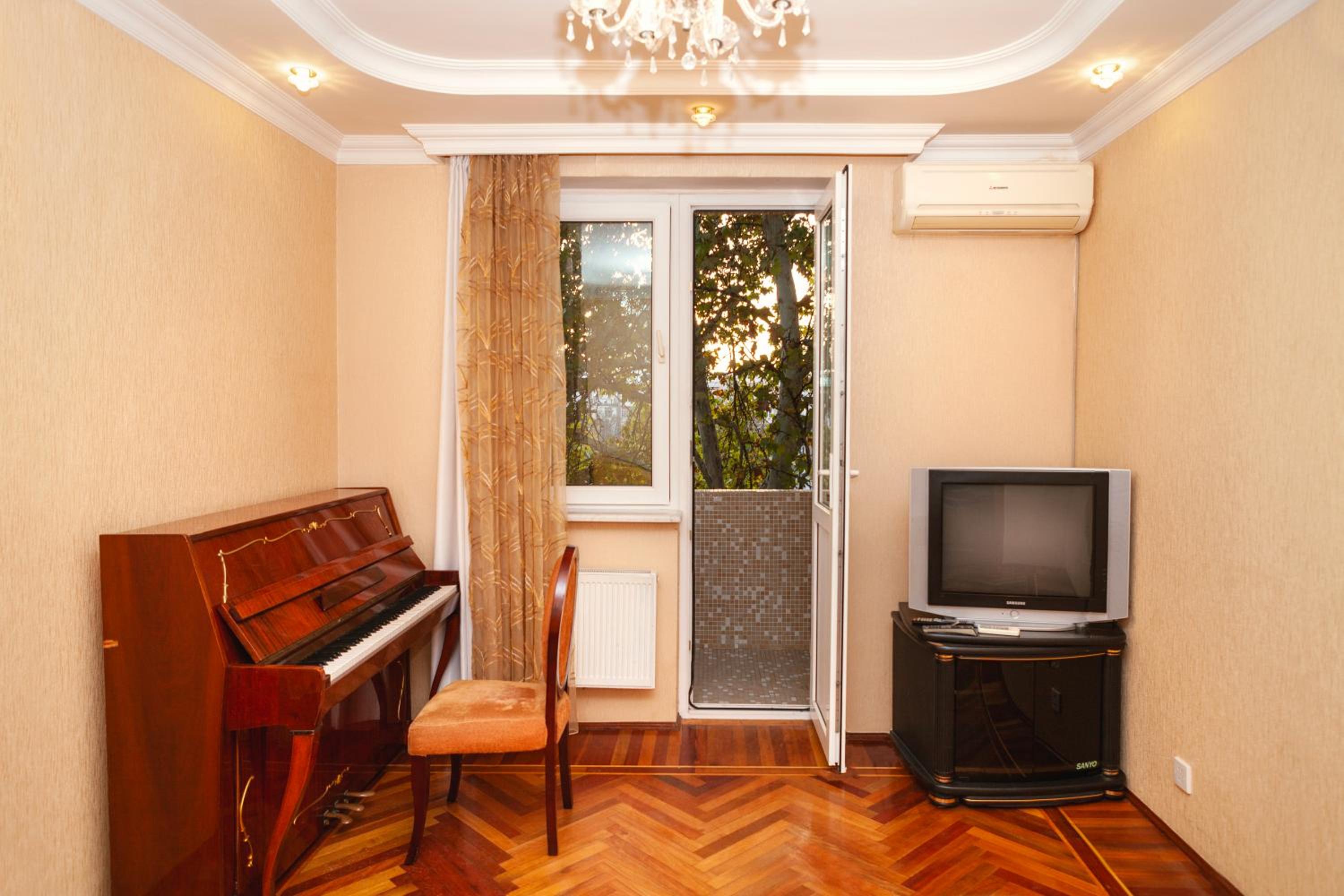 28 May Apart Baku
