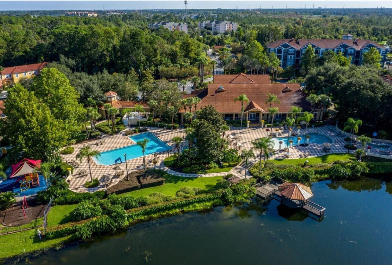 Amazing 3 Bdrm At Encantada- 6 miles from Disney