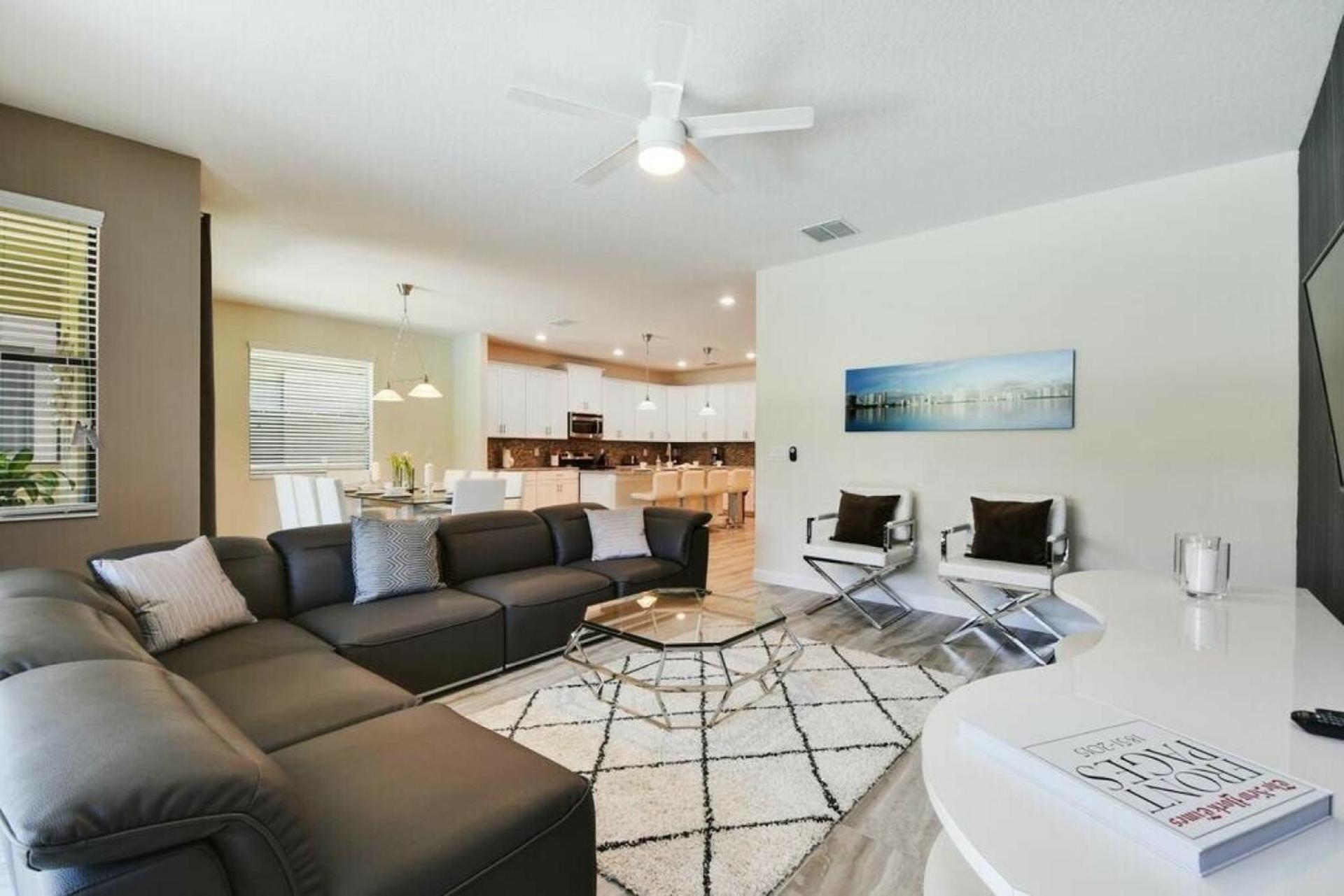 Amazing 6 Bedrooms5 BathPool at Solterra Resort view 5