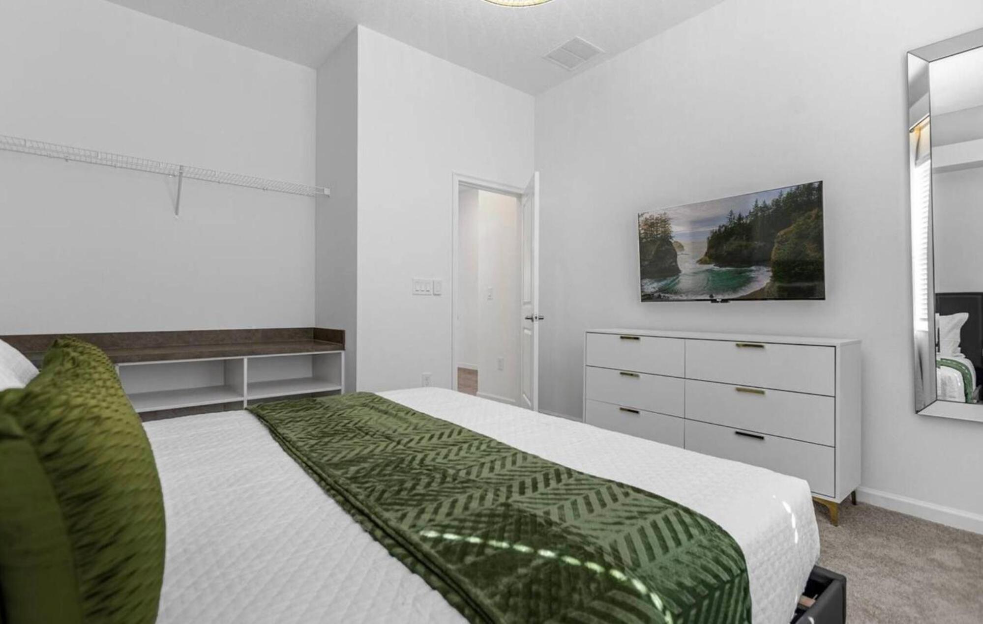 Brand NEW 8Bedrooms8Bathrooms At Paradiso Grande