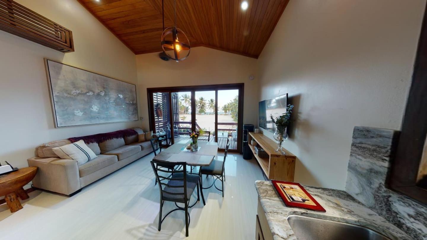 Secluded Oceanfront Private Estate By Alom