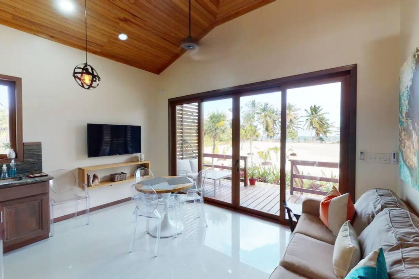 Secluded Oceanfront Private Estate By Alom