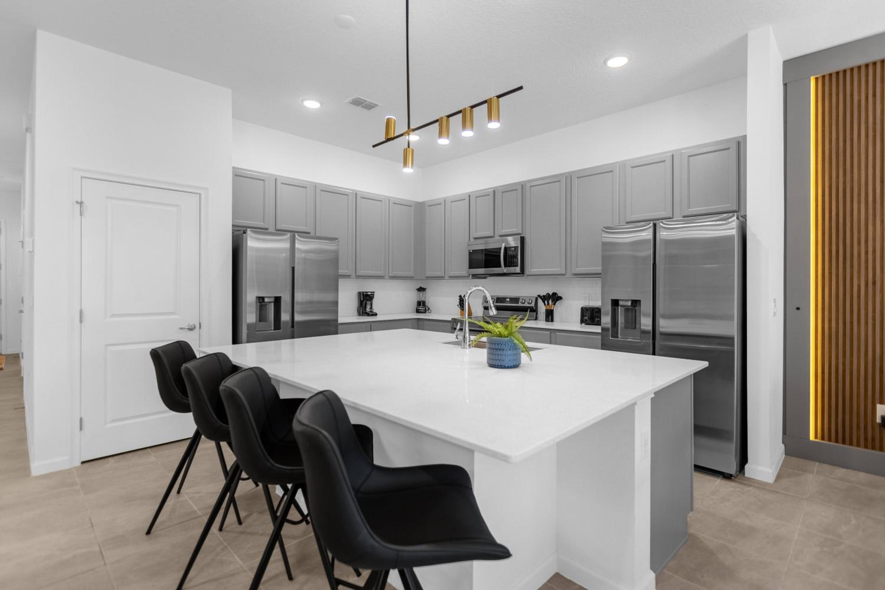 2024 Brand NEW 9Bdrs9Baths At Paradiso Grande