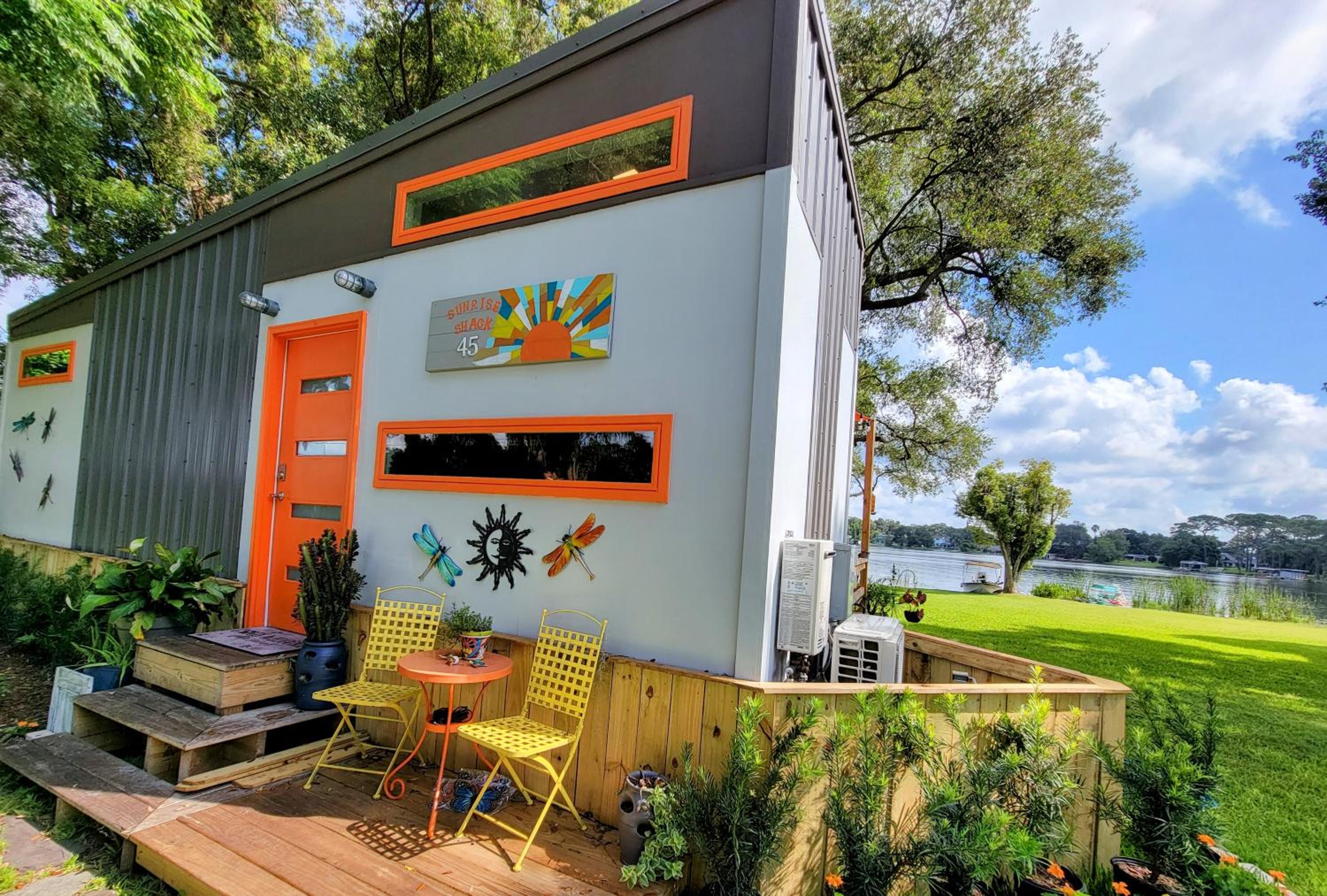 Orlando Lakefront Tiny Houses