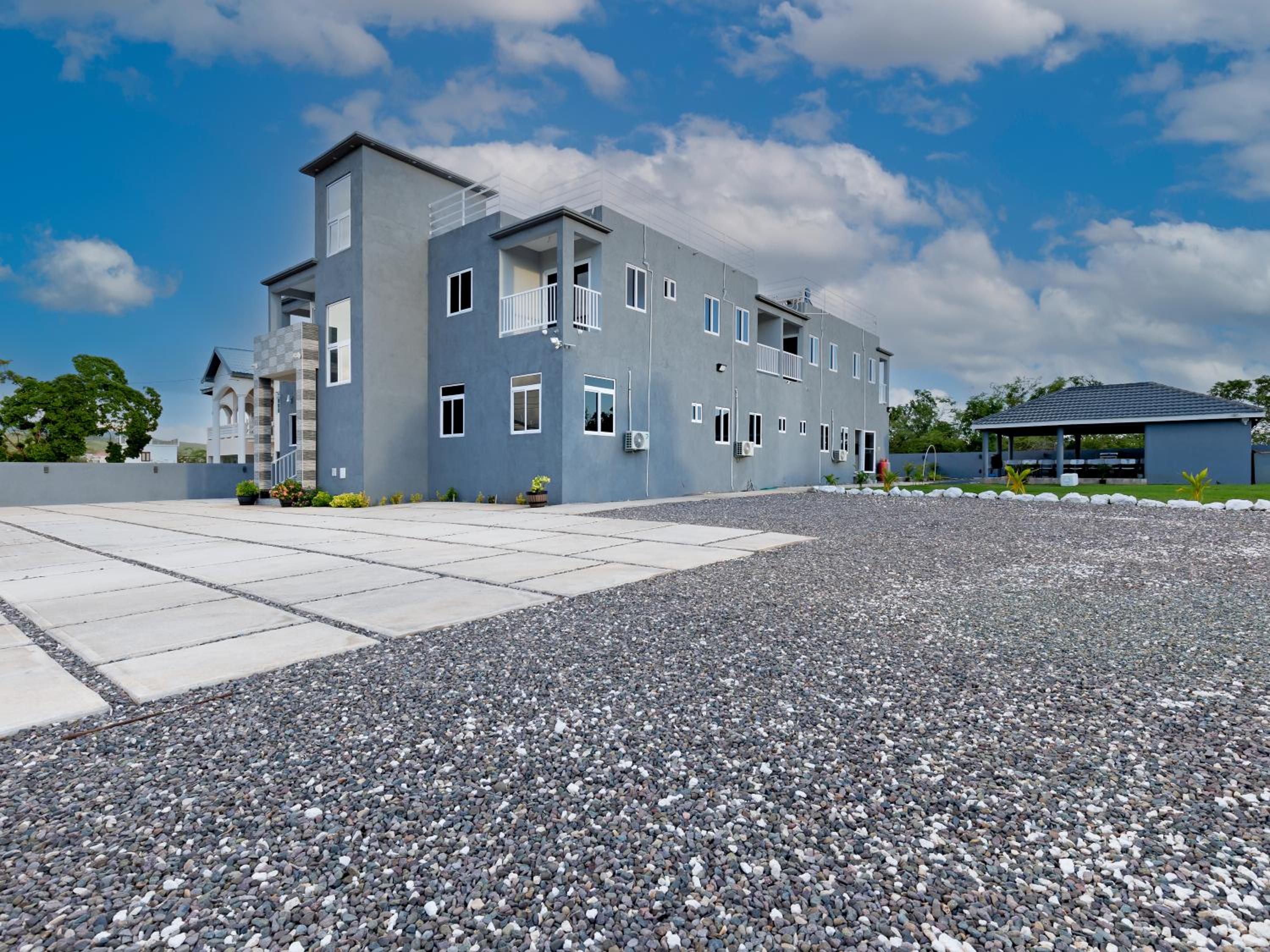 Paradise Point Company Limited