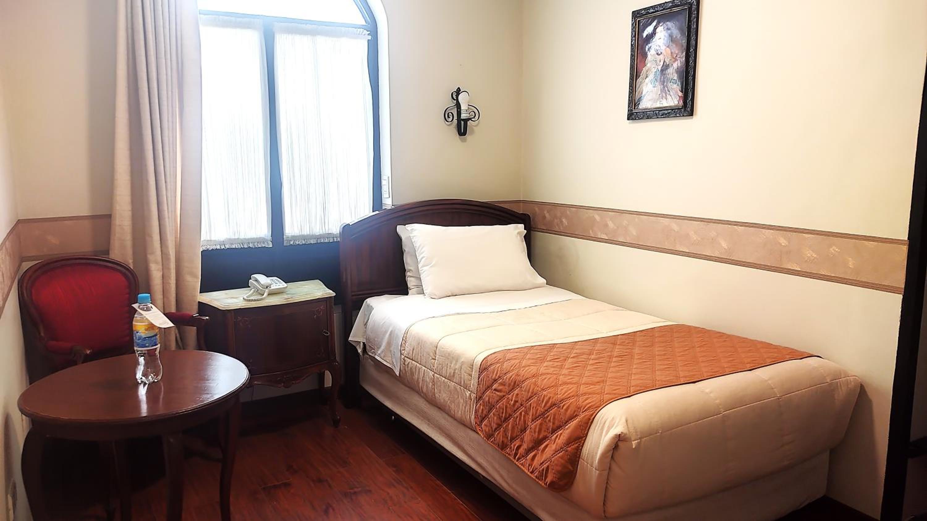 Colonial Hotel Boutique