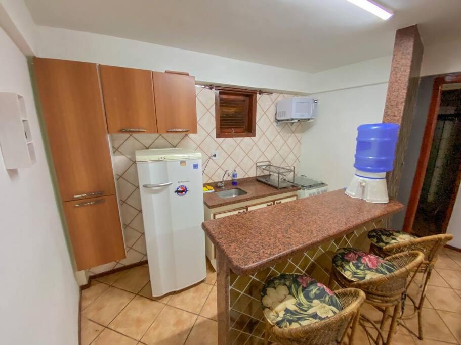 Apartamento na orla da praia do Peró
