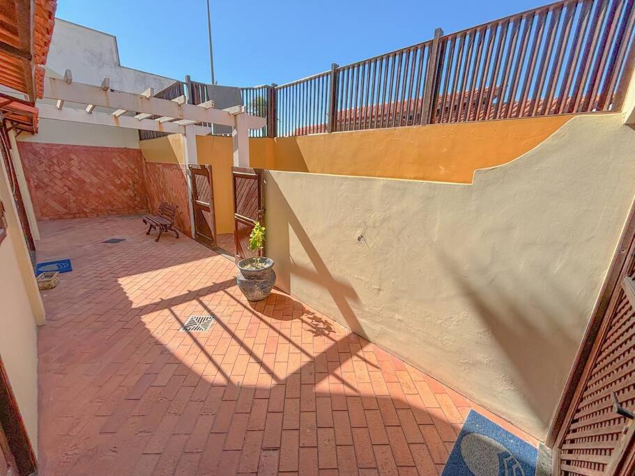 Apartamento na orla da praia do Peró