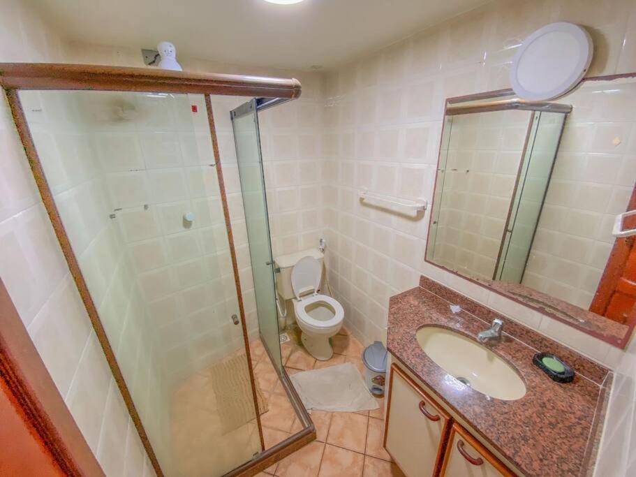 Apartamento na orla da praia do Peró