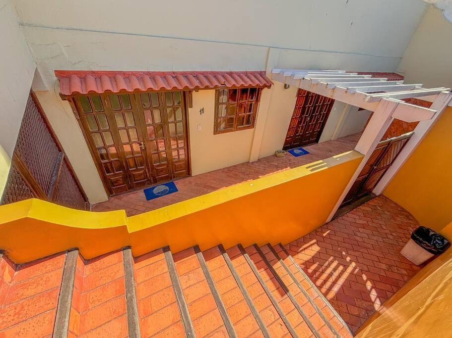 Apartamento na orla da praia do Peró