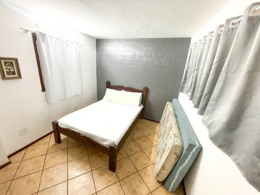 Apartamento na orla da praia do Peró