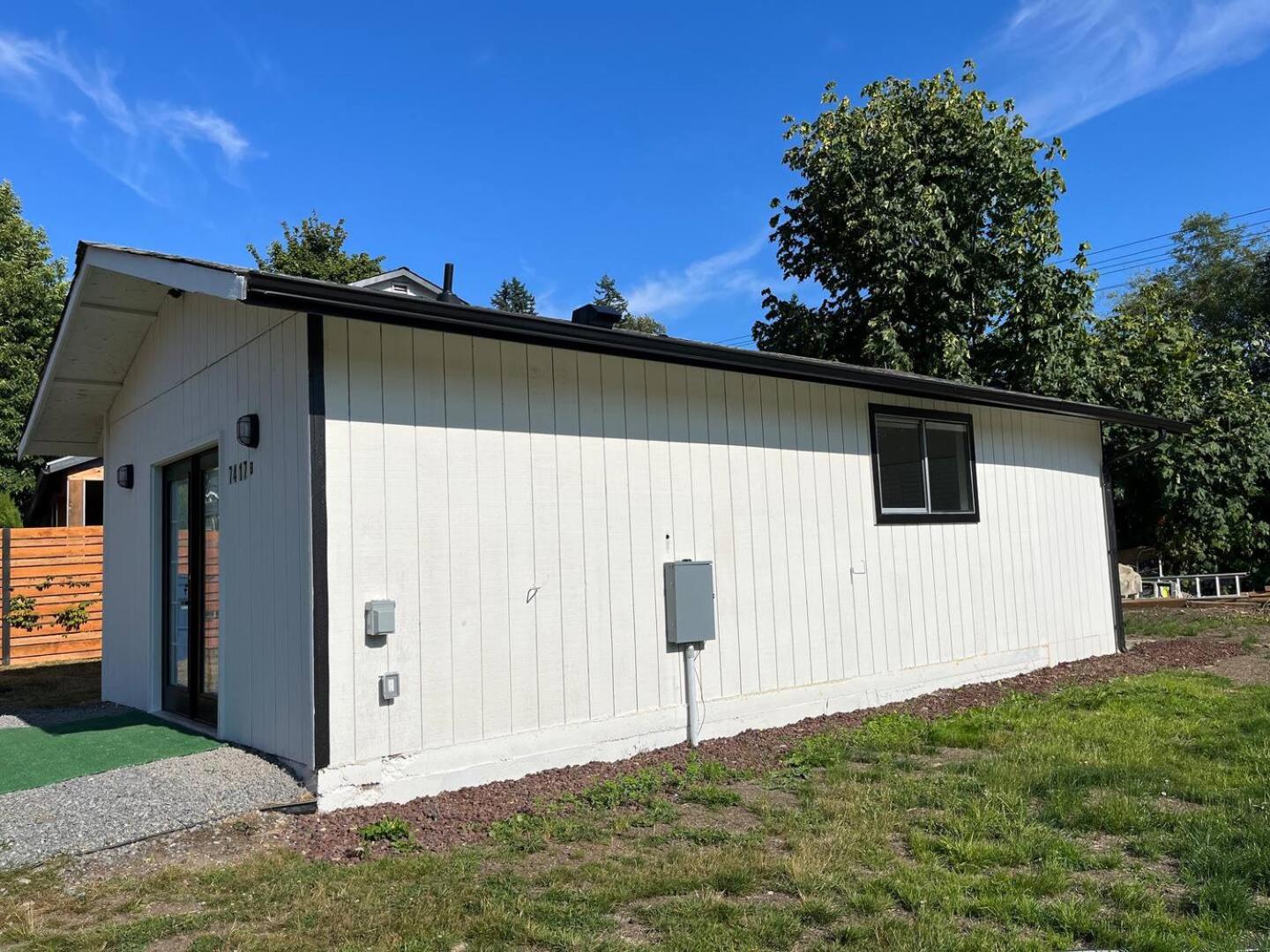 Modern Studio in MarysVille A Forest Haven view 2