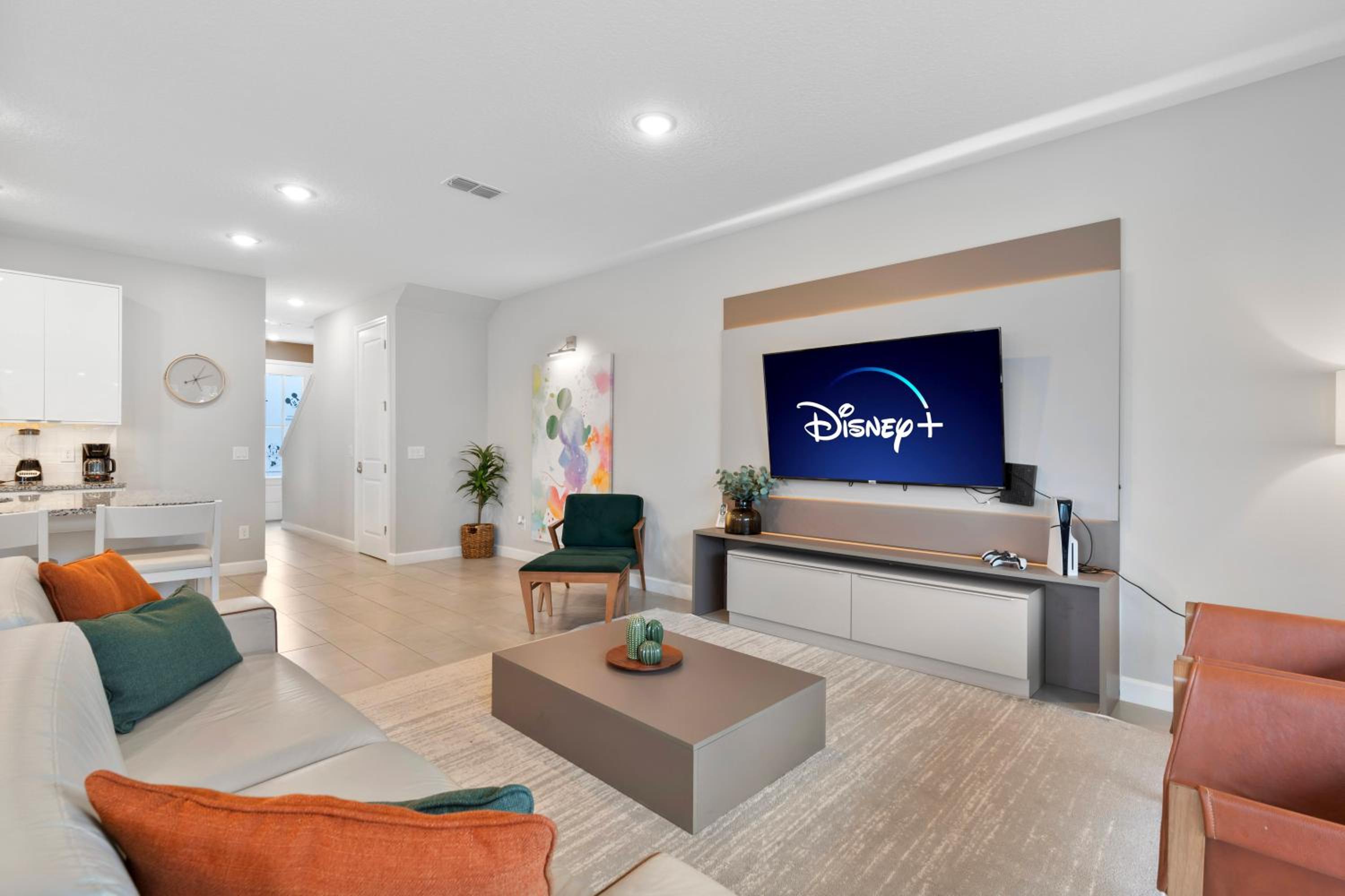 Luxury Villa 5BedroomsPool- 4 miles from Disney