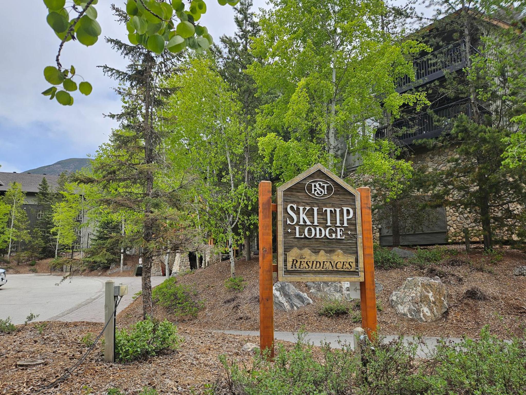 Ski Tip Lodge