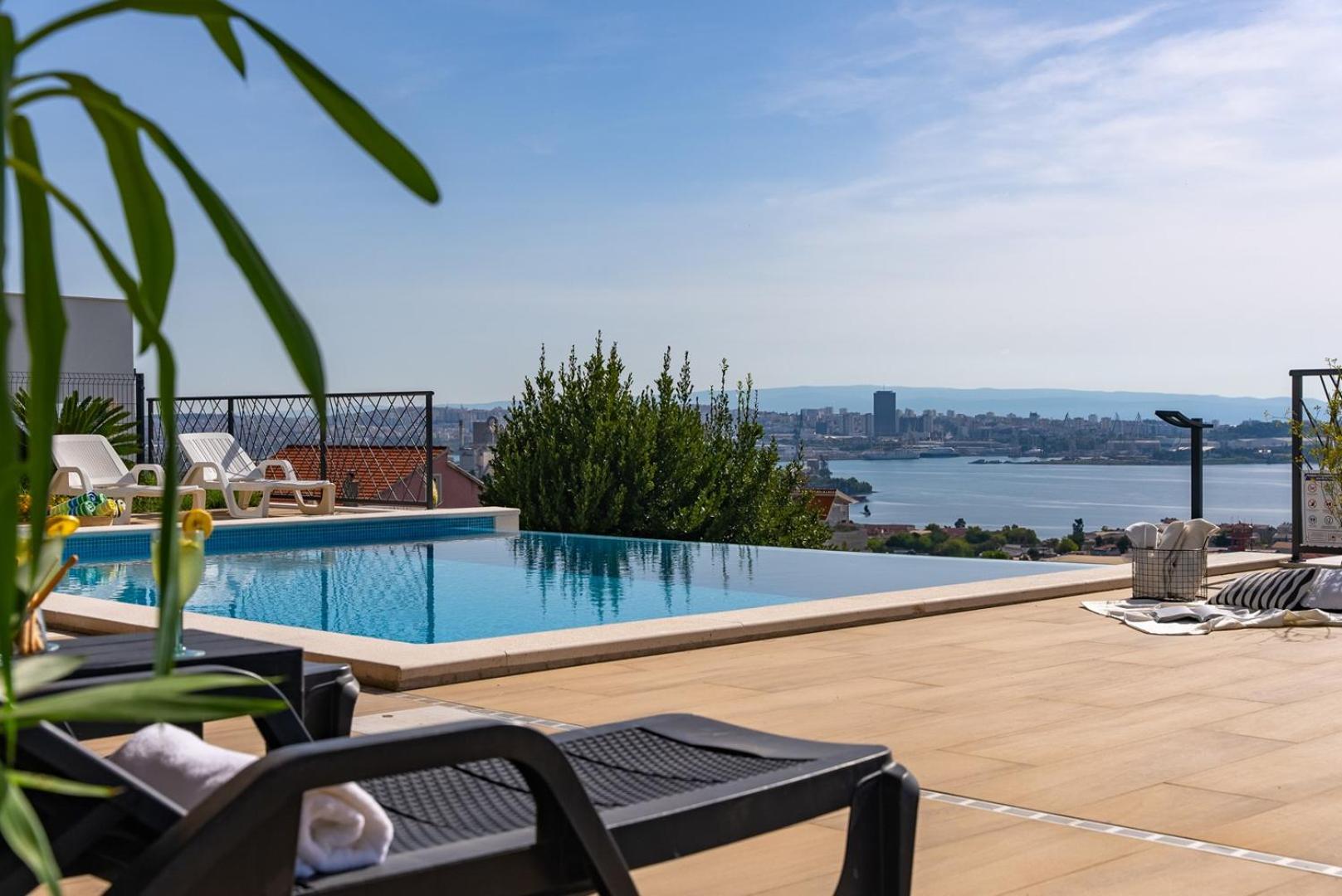 Villa Casa Bella with sea views - 1,4km from the beach