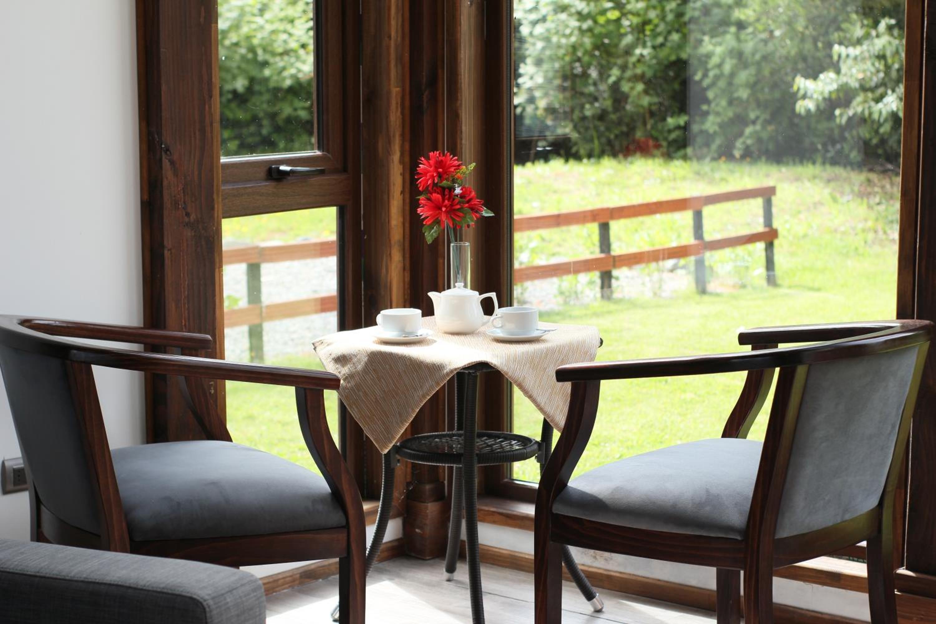 Entre Volcanes Lodge view 5